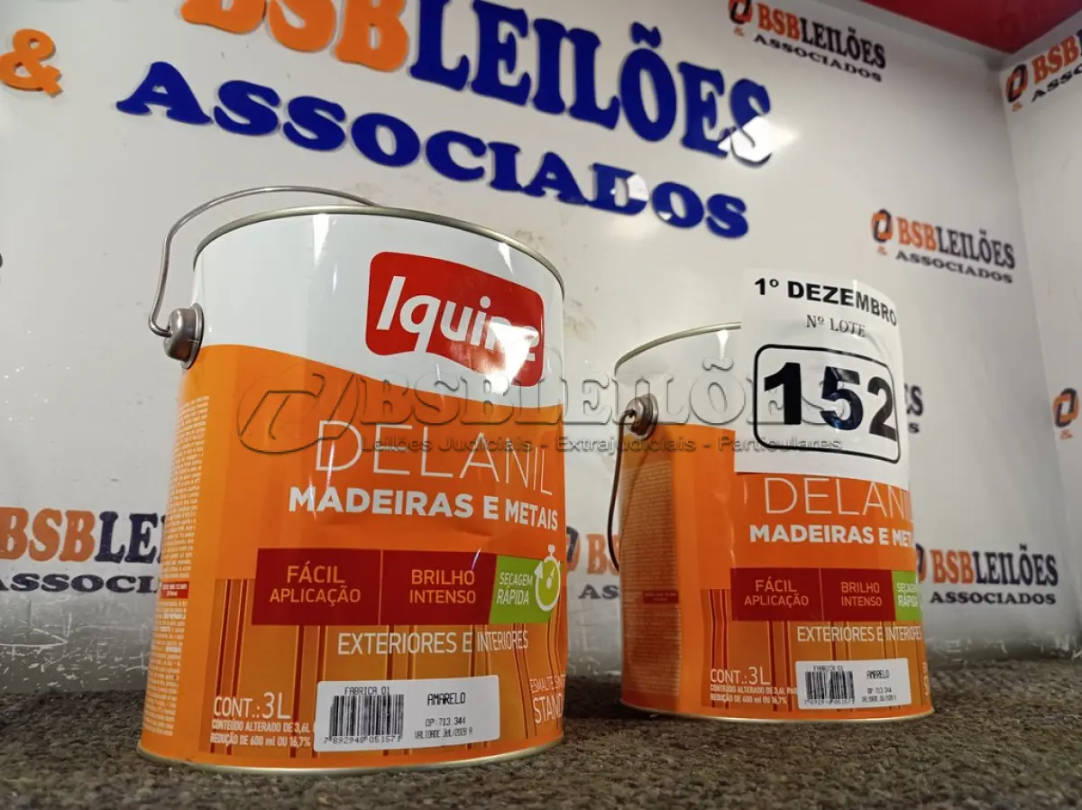 LOTE 152 - 02 GALÕES DE ESMALTE IQUINE MADEIRA E METAIS 3,6L NAS CORES AMARELO. (NO ESTADO) ATENÇÃO! FAZER A VISITAÇÃO ANTES DE ARREMATAR, NÃO SABEMOS SE FUNCIONA. LEILÃO NÃO TEM GARANTIA E NEM DEVOLUÇÃO, SUJEITO A POSSÍVEIS AVARIAS VISÍVEIS/OCULTAS E/OU AUSÊNCIA DE COMPONENTES.