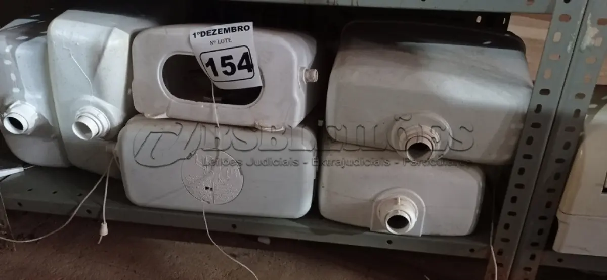LOTE 154 - 06 CAIXAS DE DESCARGA MARCAS E MODELOS DIVERSOS. (NO ESTADO) ATENÇÃO! FAZER A VISITAÇÃO ANTES DE ARREMATAR, NÃO SABEMOS SE FUNCIONA. LEILÃO NÃO TEM GARANTIA E NEM DEVOLUÇÃO, SUJEITO A POSSÍVEIS AVARIAS VISÍVEIS/OCULTAS E/OU AUSÊNCIA DE COMPONENTES.