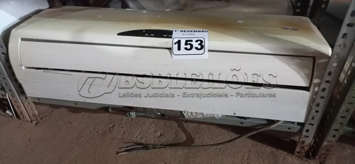 LOTE 153 - 01 EVAPORADORA MARCA KOMECO 24000BTU. (NO ESTADO) ATENÇÃO! FAZER A VISITAÇÃO ANTES DE ARREMATAR, NÃO SABEMOS SE FUNCIONA. LEILÃO NÃO TEM GARANTIA E NEM DEVOLUÇÃO, SUJEITO A POSSÍVEIS AVARIAS VISÍVEIS/OCULTAS E/OU AUSÊNCIA DE COMPONENTES.