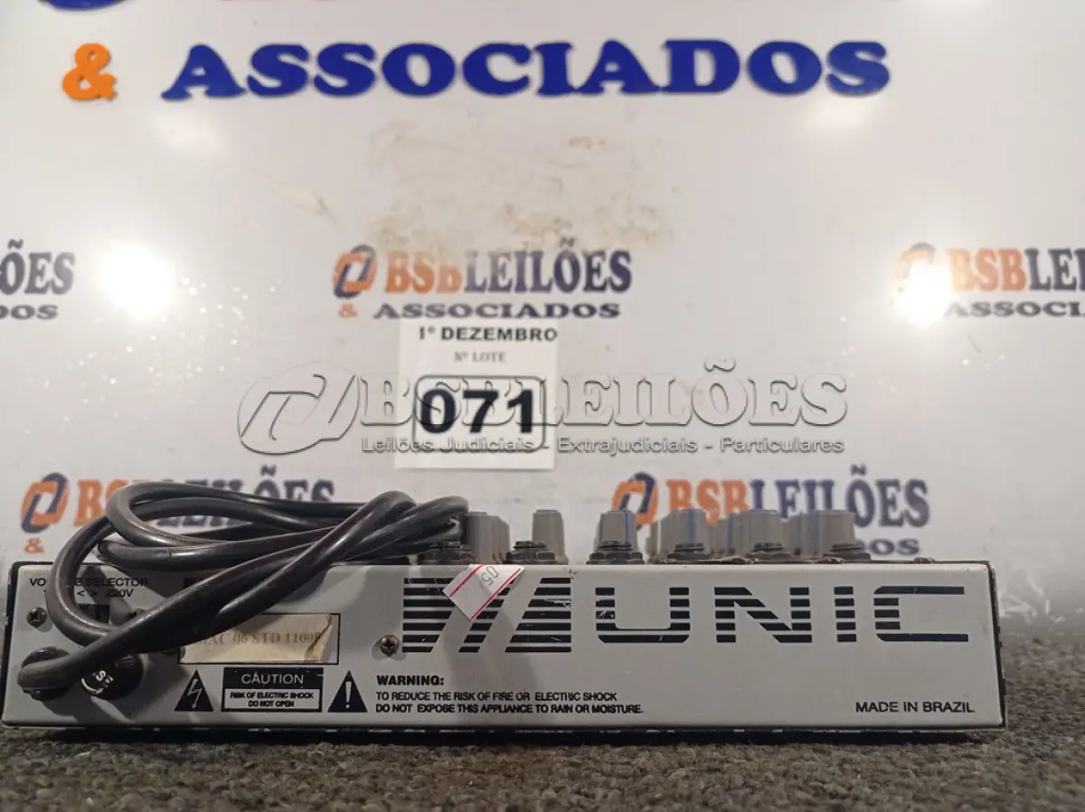 LOTE 071 - 01 MESA DE SOM UNIC MAC-06 STD. (NO ESTADO) ATENÇÃO! FAZER A VISITAÇÃO ANTES DE ARREMATAR, NÃO SABEMOS SE FUNCIONA. LEILÃO NÃO TEM GARANTIA E NEM DEVOLUÇÃO, SUJEITO A POSSÍVEIS AVARIAS VISÍVEIS/OCULTAS E/OU AUSÊNCIA DE COMPONENTES.