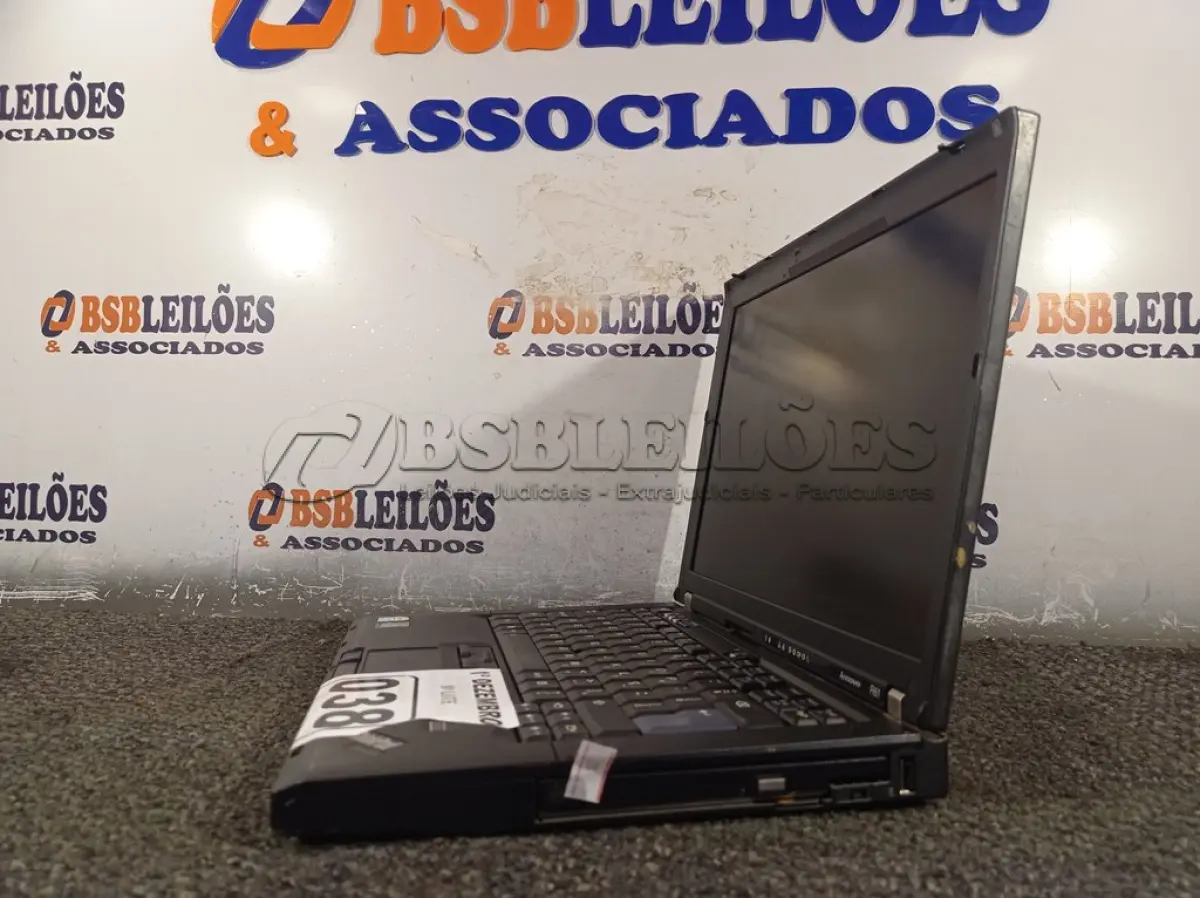 LOTE 038 - 01 NOTEBOOK MARCA LENOVO. (NO ESTADO) ATENÇÃO! FAZER A VISITAÇÃO ANTES DE ARREMATAR, NÃO SABEMOS SE FUNCIONA. LEILÃO NÃO TEM GARANTIA E NEM DEVOLUÇÃO, SUJEITO A POSSÍVEIS AVARIAS VISÍVEIS/OCULTAS E/OU AUSÊNCIA DE COMPONENTES.