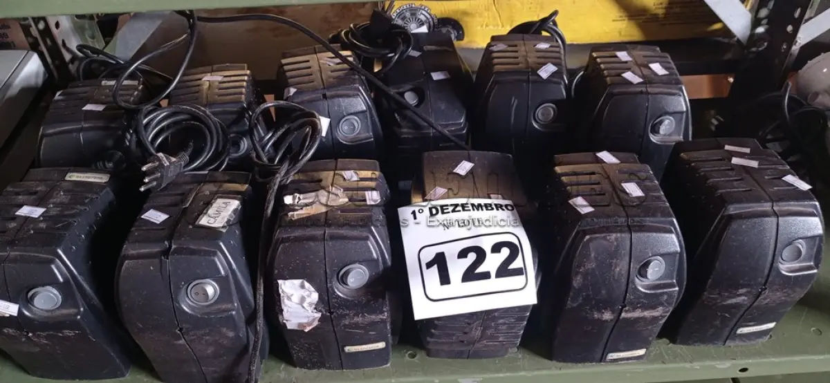 LOTE 122 - 12 ESTABILIZADORES MARCAS E MODELOS DIVERSOS. (NO ESTADO) ATENÇÃO! FAZER A VISITAÇÃO ANTES DE ARREMATAR, NÃO SABEMOS SE FUNCIONA. LEILÃO NÃO TEM GARANTIA E NEM DEVOLUÇÃO, SUJEITO A POSSÍVEIS AVARIAS VISÍVEIS/OCULTAS E/OU AUSÊNCIA DE COMPONENTES.