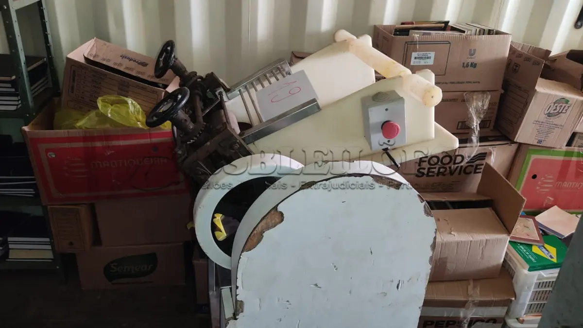 LOTE 019 - 01 MASSEIRA INDUSTRIAL. (NO ESTADO, NÃO SABEMOS SE FUNCIONA. LEILÃO NÃO TEM GARANTIA E NEM DEVOLUÇÃO). 