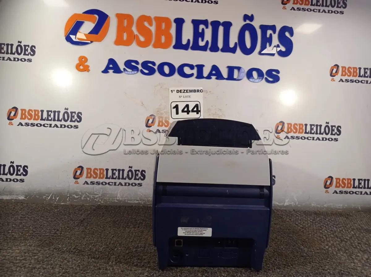 LOTE 144 - 01 IMPRESSORA DE CARTÃO MARCA ZEBRA ZXP SERIES 3. (NO ESTADO) ATENÇÃO! FAZER A VISITAÇÃO ANTES DE ARREMATAR, NÃO SABEMOS SE FUNCIONA. LEILÃO NÃO TEM GARANTIA E NEM DEVOLUÇÃO, SUJEITO A POSSÍVEIS AVARIAS VISÍVEIS/OCULTAS E/OU AUSÊNCIA DE COMPONENTES.