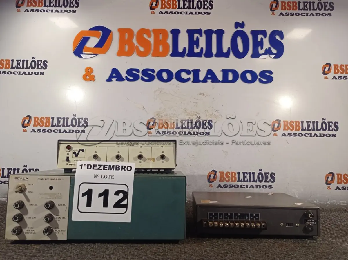 LOTE 112 - 01 FONTE REGULADA E 02 APARELHOS VIDISOM PRÉ V-440. (NO ESTADO) ATENÇÃO! FAZER A VISITAÇÃO ANTES DE ARREMATAR, NÃO SABEMOS SE FUNCIONA. LEILÃO NÃO TEM GARANTIA E NEM DEVOLUÇÃO, SUJEITO A POSSÍVEIS AVARIAS VISÍVEIS/OCULTAS E/OU AUSÊNCIA DE COMPONENTES.