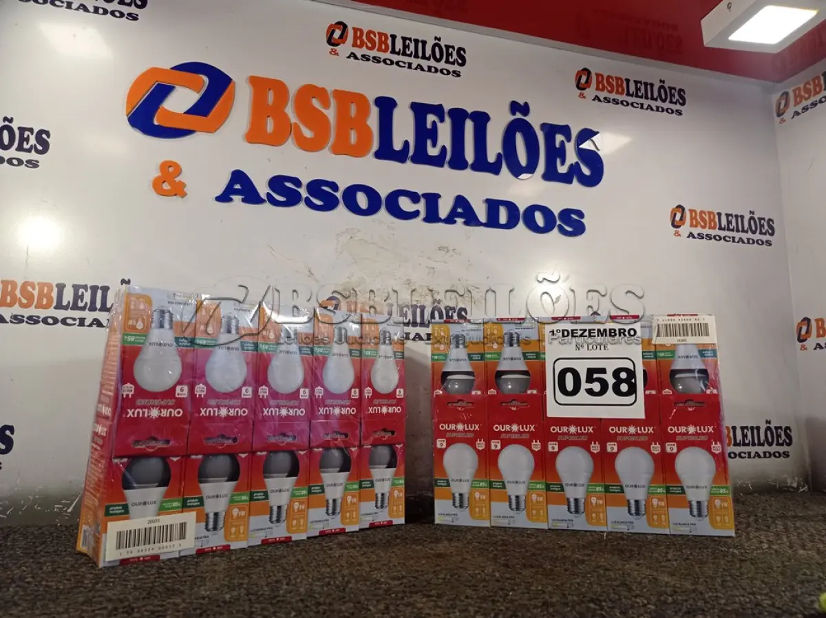LOTE 058 - 20 LÂMPADAS DE LED 9W SOQUETE E22. (NO ESTADO) ATENÇÃO! FAZER A VISITAÇÃO ANTES DE ARREMATAR, NÃO SABEMOS SE FUNCIONA. LEILÃO NÃO TEM GARANTIA E NEM DEVOLUÇÃO, SUJEITO A POSSÍVEIS AVARIAS VISÍVEIS/OCULTAS E/OU AUSÊNCIA DE COMPONENTES.