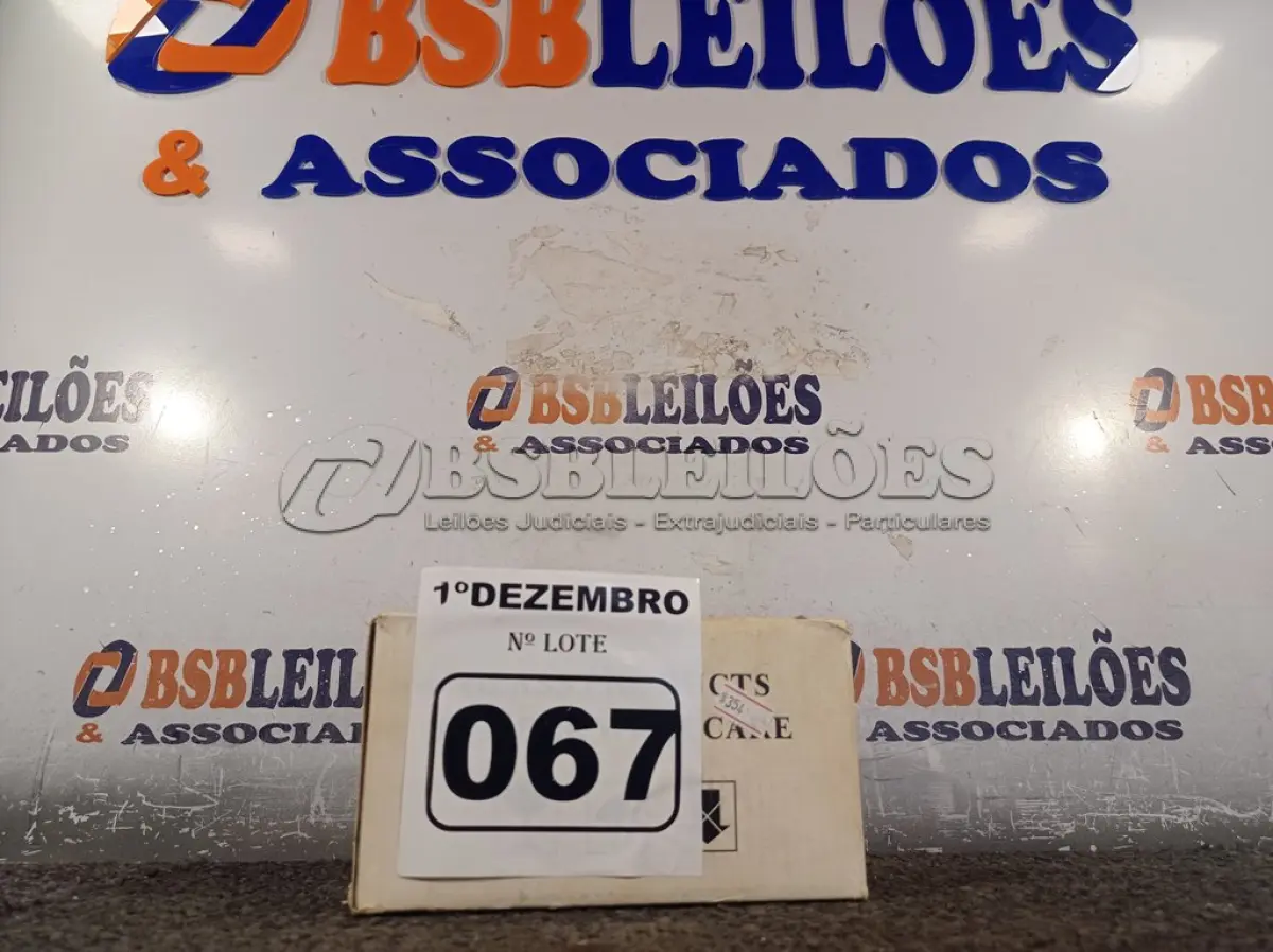 LOTE 067 - 06 TELAS PARA CELULAR REDMI. (NO ESTADO) ATENÇÃO! FAZER A VISITAÇÃO ANTES DE ARREMATAR, NÃO SABEMOS SE FUNCIONA. LEILÃO NÃO TEM GARANTIA E NEM DEVOLUÇÃO, SUJEITO A POSSÍVEIS AVARIAS VISÍVEIS/OCULTAS E/OU AUSÊNCIA DE COMPONENTES.