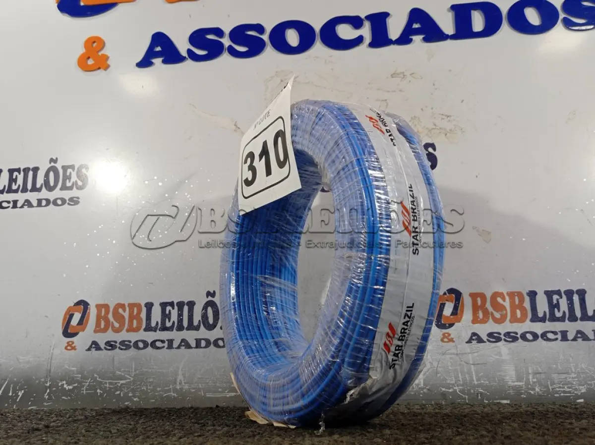 LOTE 310 - 01 ROLO DE CABO FLEXÍVEL 100M 1X4MM NA COR PRETA(NOVO). (NO ESTADO) ATENÇÃO! FAZER A VISITAÇÃO ANTES DE ARREMATAR, NÃO SABEMOS SE FUNCIONA. LEILÃO NÃO TEM GARANTIA E NEM DEVOLUÇÃO, SUJEITO A POSSÍVEIS AVARIAS VISÍVEIS/OCULTAS E/OU AUSÊNCIA DE COMPONENTES.