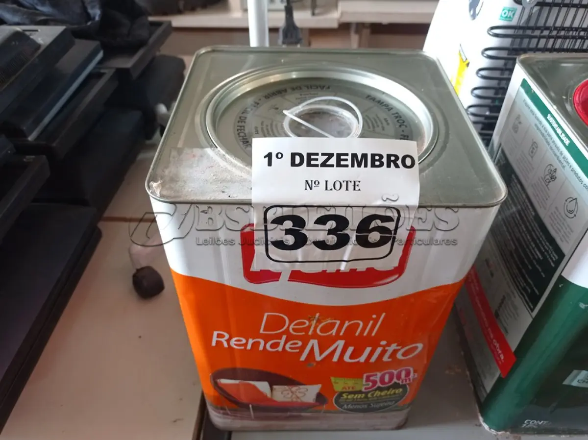 LOTE 336 - 01 LATA DE TINTA IQUINE DELANIL RENDE MUITO 18L FOSCO BASE “C”. (NO ESTADO) ATENÇÃO! FAZER A VISITAÇÃO ANTES DE ARREMATAR, NÃO SABEMOS SE FUNCIONA. LEILÃO NÃO TEM GARANTIA E NEM DEVOLUÇÃO, SUJEITO A POSSÍVEIS AVARIAS VISÍVEIS/OCULTAS E/OU AUSÊNCIA DE COMPONENTES.
