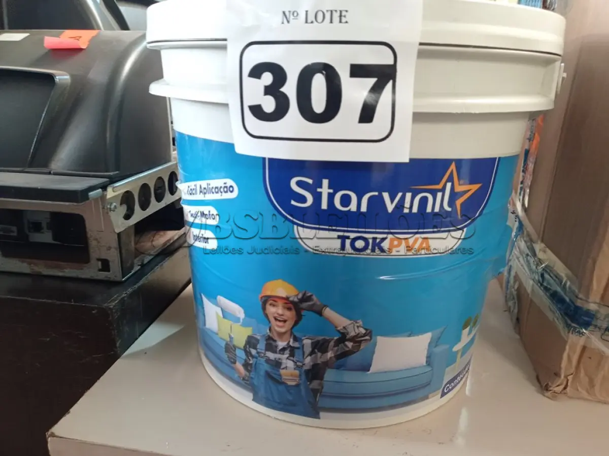 LOTE 307 - 01 BALDE DE MASSA ACRÍLICA STAR VINIL TOK PVA 16L. (NO ESTADO) ATENÇÃO! FAZER A VISITAÇÃO ANTES DE ARREMATAR, NÃO SABEMOS SE FUNCIONA. LEILÃO NÃO TEM GARANTIA E NEM DEVOLUÇÃO, SUJEITO A POSSÍVEIS AVARIAS VISÍVEIS/OCULTAS E/OU AUSÊNCIA DE COMPONENTES.