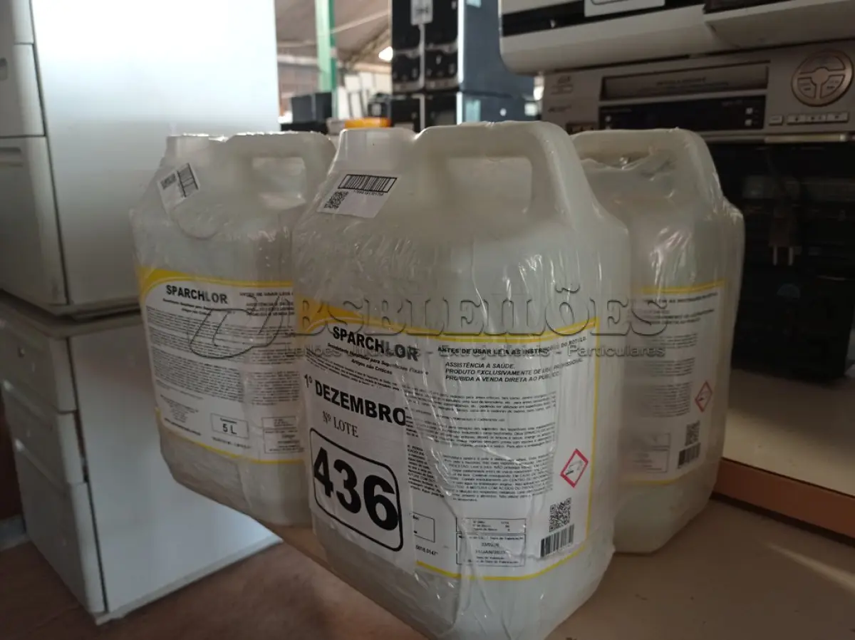 LOTE 436 - 20 LITROS DE DESINFETANTE HOSPITALAR PARA SUPERFÍCIES FIXAS E ARTIGOS NÃO CRÍTICOS. (NO ESTADO) ATENÇÃO! FAZER A VISITAÇÃO ANTES DE ARREMATAR, NÃO SABEMOS SE FUNCIONA. LEILÃO NÃO TEM GARANTIA E NEM DEVOLUÇÃO, SUJEITO A POSSÍVEIS AVARIAS VISÍVEIS/OCULTAS E/OU AUSÊNCIA DE COMPONENTES.
