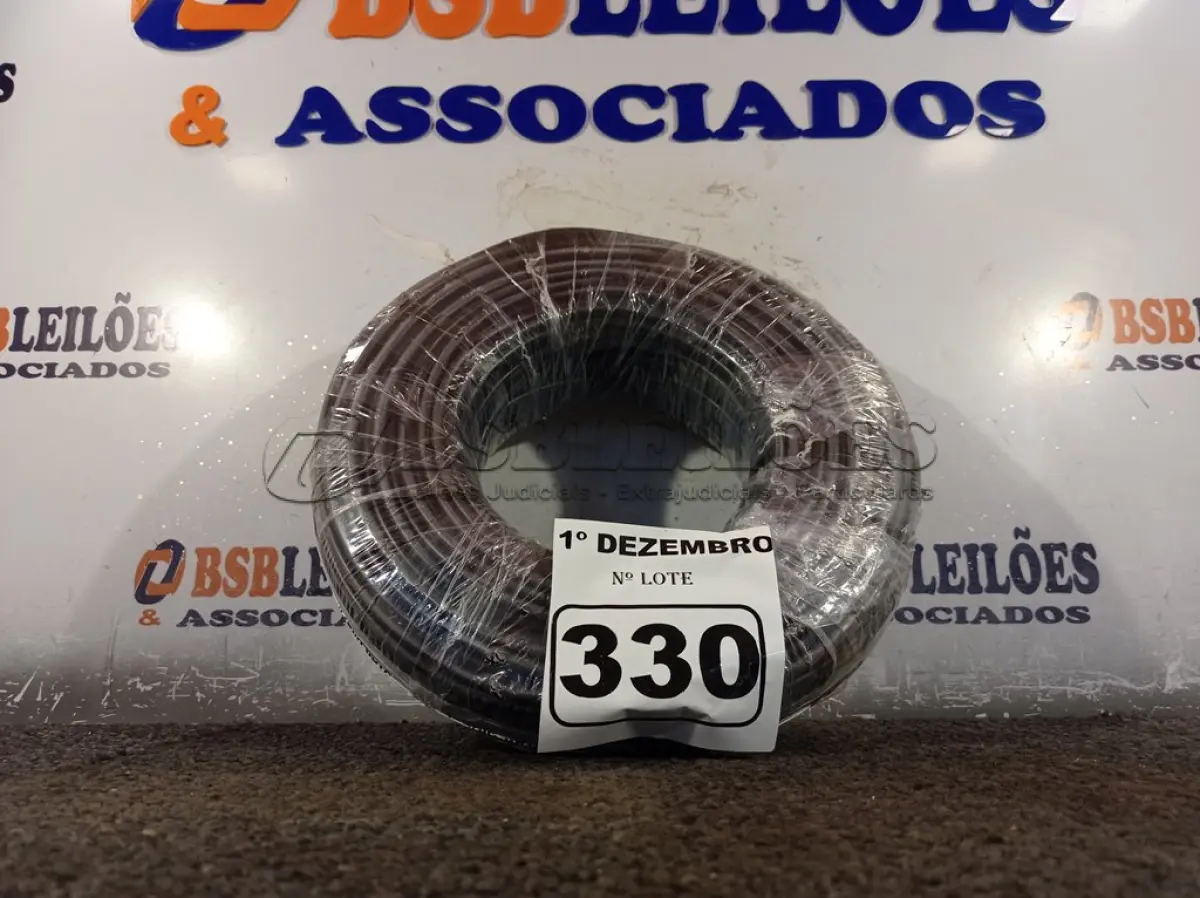 LOTE 330 - 01 ROLO DE CABO FLEXÍVEL 100M 1X10MM NA COR PRETA(NOVO). (NO ESTADO) ATENÇÃO! FAZER A VISITAÇÃO ANTES DE ARREMATAR, NÃO SABEMOS SE FUNCIONA. LEILÃO NÃO TEM GARANTIA E NEM DEVOLUÇÃO, SUJEITO A POSSÍVEIS AVARIAS VISÍVEIS/OCULTAS E/OU AUSÊNCIA DE COMPONENTES.