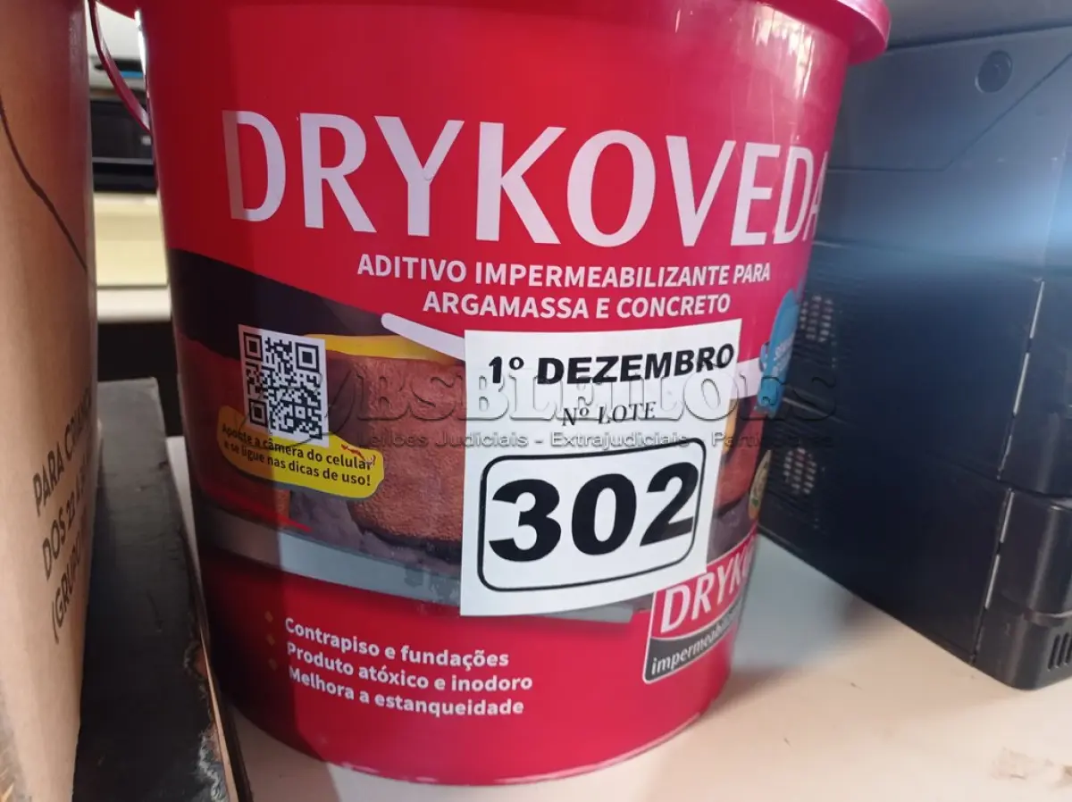 LOTE 302 - 01 BALDE DE DRYKOVEDA, ADITIVO IMPERMEABILIZANTE PARA ARGAMASSA E CONCRETO 18L. (NO ESTADO) ATENÇÃO! FAZER A VISITAÇÃO ANTES DE ARREMATAR, NÃO SABEMOS SE FUNCIONA. LEILÃO NÃO TEM GARANTIA E NEM DEVOLUÇÃO, SUJEITO A POSSÍVEIS AVARIAS VISÍVEIS/OCULTAS E/OU AUSÊNCIA DE COMPONENTES.