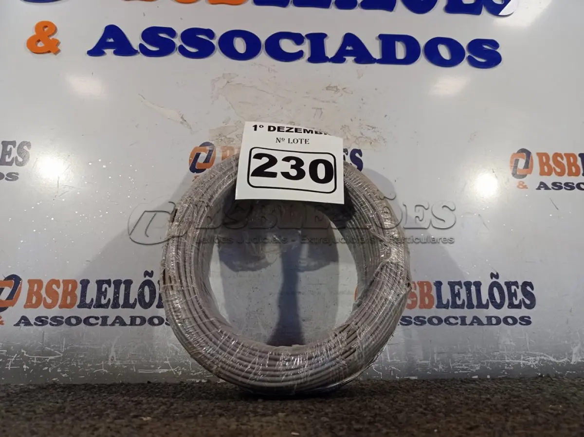 LOTE 230 - 01 ROLO DE CABO FLEXÍVEL 100M 1X2,5MM NA COR CINZA(NOVO). (NO ESTADO) ATENÇÃO! FAZER A VISITAÇÃO ANTES DE ARREMATAR, NÃO SABEMOS SE FUNCIONA. LEILÃO NÃO TEM GARANTIA E NEM DEVOLUÇÃO, SUJEITO A POSSÍVEIS AVARIAS VISÍVEIS/OCULTAS E/OU AUSÊNCIA DE COMPONENTES.