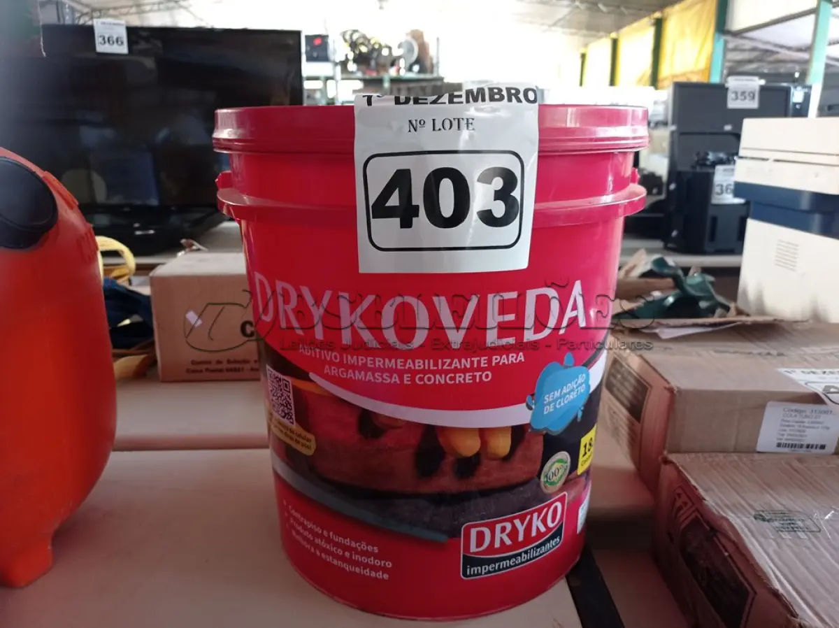 LOTE 403 - 01 BALDE DE DRYKOVEDA, ADITIVO IMPERMEABILIZANTE PARA ARGAMASSA E CONCRETO 18L. (NO ESTADO) ATENÇÃO! FAZER A VISITAÇÃO ANTES DE ARREMATAR, NÃO SABEMOS SE FUNCIONA. LEILÃO NÃO TEM GARANTIA E NEM DEVOLUÇÃO, SUJEITO A POSSÍVEIS AVARIAS VISÍVEIS/OCULTAS E/OU AUSÊNCIA DE COMPONENTES.
