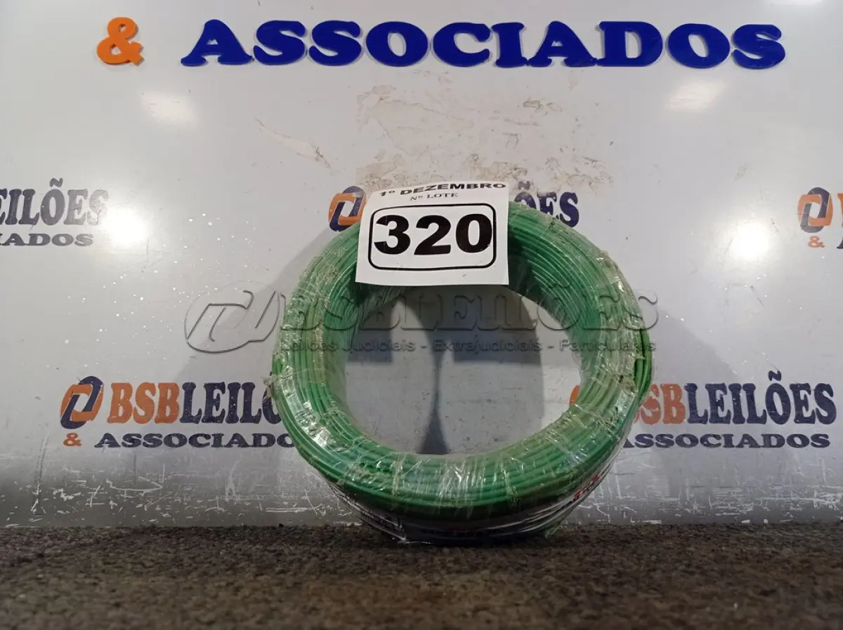 LOTE 320 - 01 ROLO DE CABO FLEXÍVEL 100M 1X2,5MM NA COR VERDE(NOVO). (NO ESTADO) ATENÇÃO! FAZER A VISITAÇÃO ANTES DE ARREMATAR, NÃO SABEMOS SE FUNCIONA. LEILÃO NÃO TEM GARANTIA E NEM DEVOLUÇÃO, SUJEITO A POSSÍVEIS AVARIAS VISÍVEIS/OCULTAS E/OU AUSÊNCIA DE COMPONENTES.