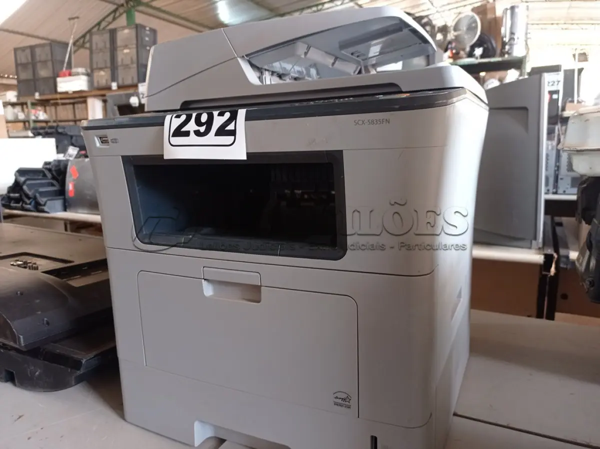 LOTE 292 - 01 IMPRESSORA MULTIFUNCIONAL MARCA SAMSUNG MODELO SCS-5835FN. (NO ESTADO) ATENÇÃO! FAZER A VISITAÇÃO ANTES DE ARREMATAR, NÃO SABEMOS SE FUNCIONA. LEILÃO NÃO TEM GARANTIA E NEM DEVOLUÇÃO, SUJEITO A POSSÍVEIS AVARIAS VISÍVEIS/OCULTAS E/OU AUSÊNCIA DE COMPONENTES.