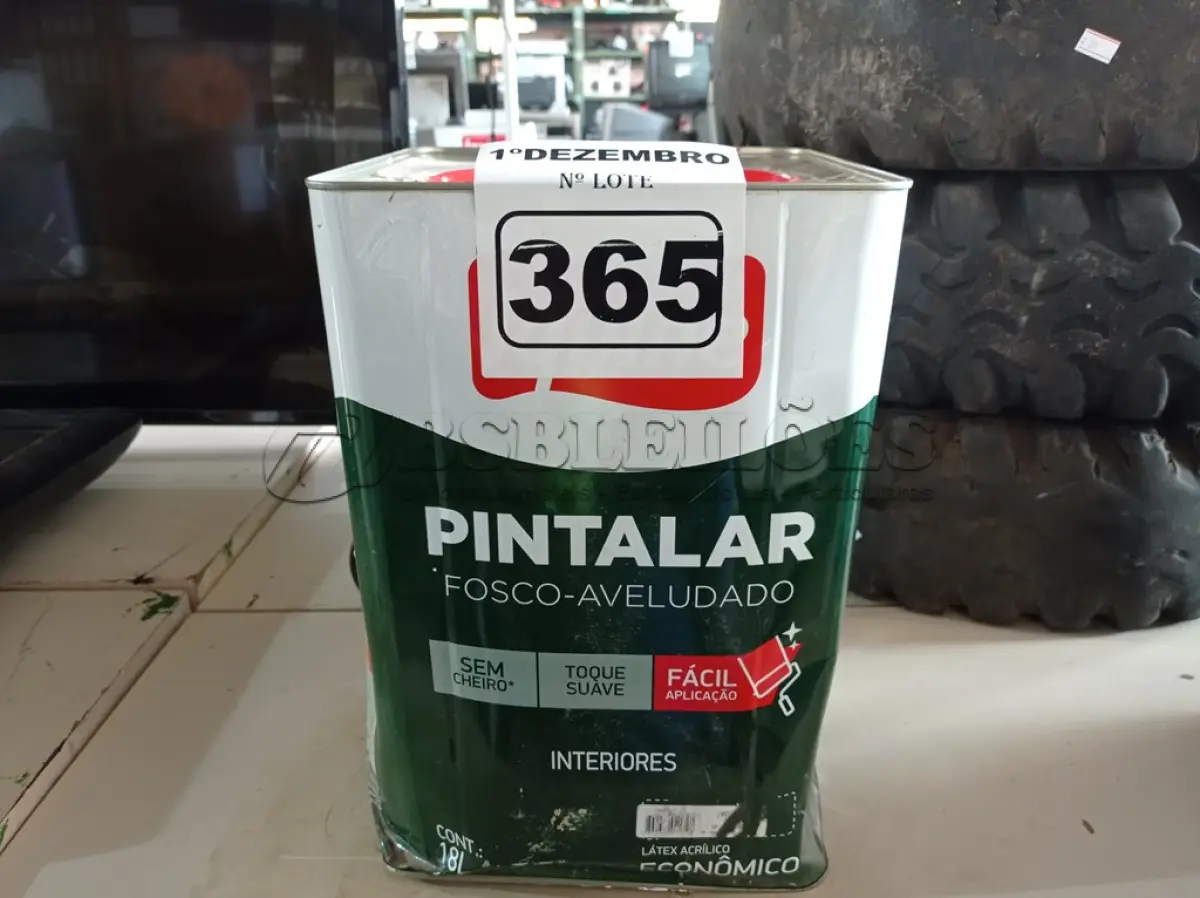LOTE 365 - 01 LATA DE TINTA IQUINE PINTALAR FOSCO AVELUDADO 18L COR PALHA. (NO ESTADO) ATENÇÃO! FAZER A VISITAÇÃO ANTES DE ARREMATAR, NÃO SABEMOS SE FUNCIONA. LEILÃO NÃO TEM GARANTIA E NEM DEVOLUÇÃO, SUJEITO A POSSÍVEIS AVARIAS VISÍVEIS/OCULTAS E/OU AUSÊNCIA DE COMPONENTES.