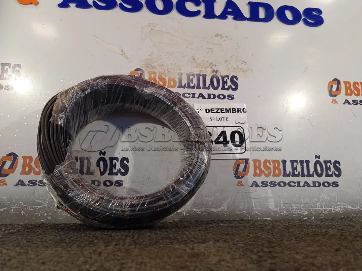 LOTE 340 - 01 ROLO DE CABO FLEXÍVEL 100M 1X2,5MM NA COR PRETA(NOVO). (NO ESTADO) ATENÇÃO! FAZER A VISITAÇÃO ANTES DE ARREMATAR, NÃO SABEMOS SE FUNCIONA. LEILÃO NÃO TEM GARANTIA E NEM DEVOLUÇÃO, SUJEITO A POSSÍVEIS AVARIAS VISÍVEIS/OCULTAS E/OU AUSÊNCIA DE COMPONENTES.