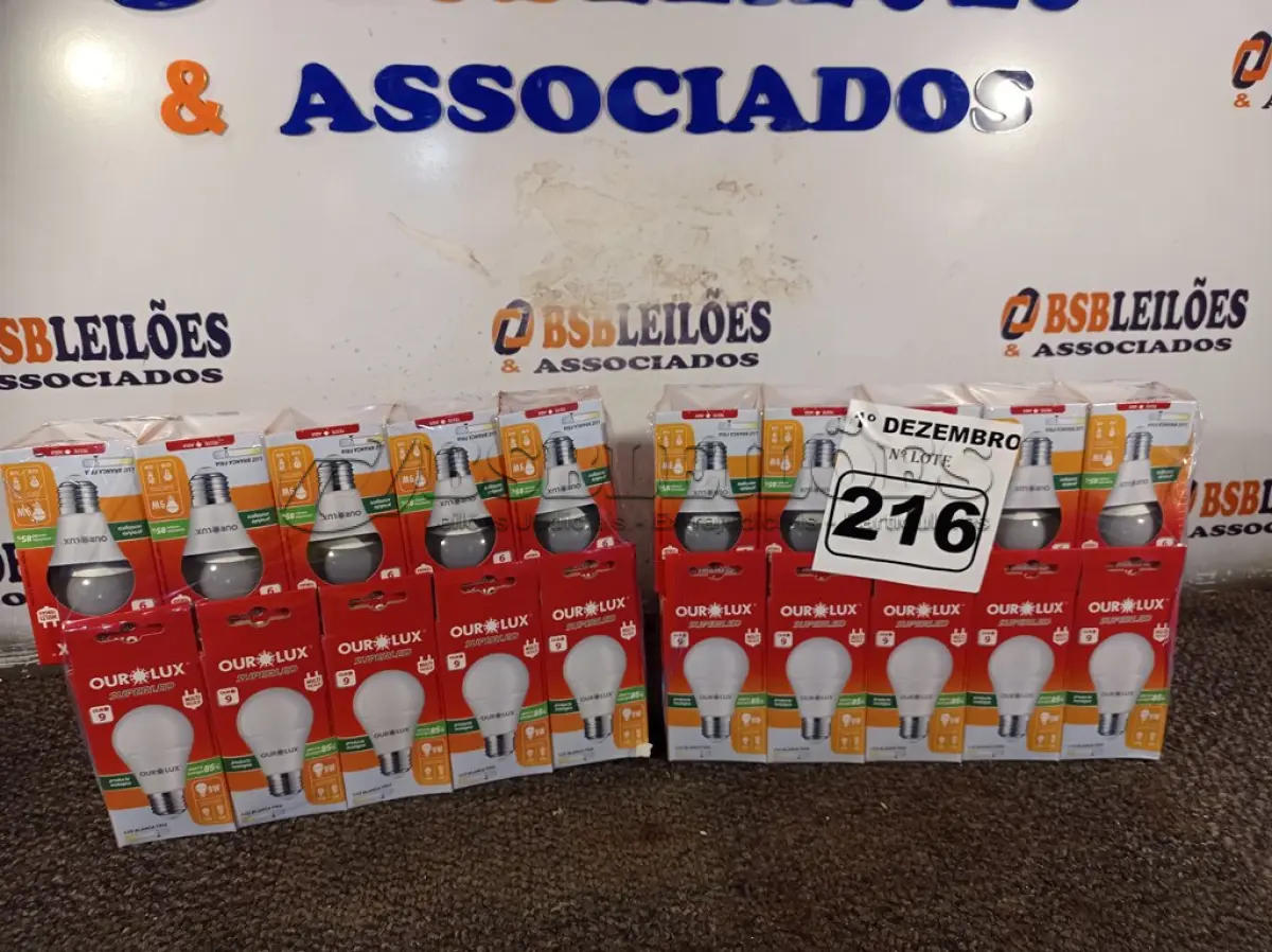 LOTE 216 - 20 LÂMPADAS DE LED 9W SOQUETE E22. (NO ESTADO) ATENÇÃO! FAZER A VISITAÇÃO ANTES DE ARREMATAR, NÃO SABEMOS SE FUNCIONA. LEILÃO NÃO TEM GARANTIA E NEM DEVOLUÇÃO, SUJEITO A POSSÍVEIS AVARIAS VISÍVEIS/OCULTAS E/OU AUSÊNCIA DE COMPONENTES.
