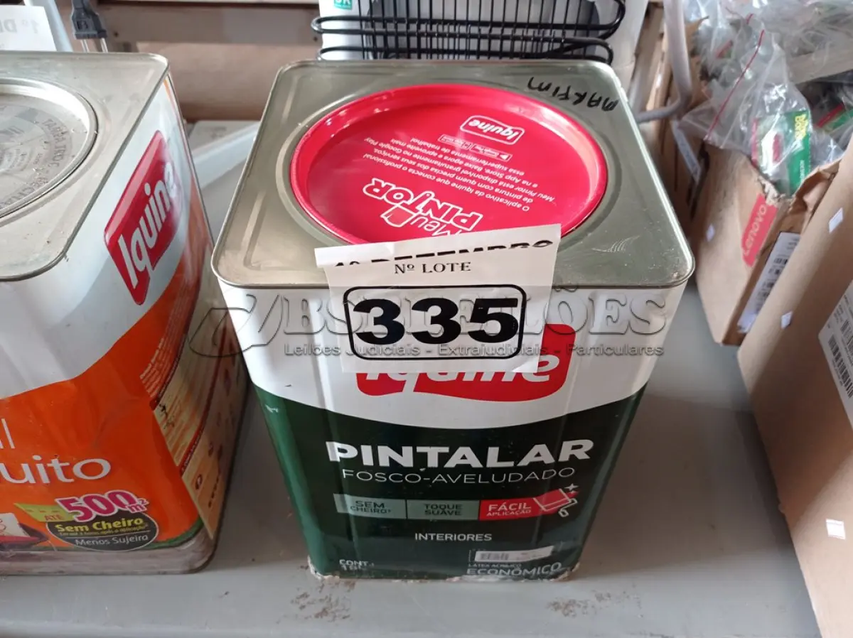 LOTE 335 - 01 LATA DE TINTA IQUINE PINTALAR FOSCO AVELUDADO 18L MARFIM. (NO ESTADO) ATENÇÃO! FAZER A VISITAÇÃO ANTES DE ARREMATAR, NÃO SABEMOS SE FUNCIONA. LEILÃO NÃO TEM GARANTIA E NEM DEVOLUÇÃO, SUJEITO A POSSÍVEIS AVARIAS VISÍVEIS/OCULTAS E/OU AUSÊNCIA DE COMPONENTES.