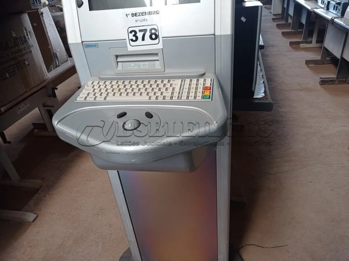 LOTE 378 - 01 TOTEM. (NO ESTADO) ATENÇÃO! FAZER A VISITAÇÃO ANTES DE ARREMATAR, NÃO SABEMOS SE FUNCIONA. LEILÃO NÃO TEM GARANTIA E NEM DEVOLUÇÃO, SUJEITO A POSSÍVEIS AVARIAS VISÍVEIS/OCULTAS E/OU AUSÊNCIA DE COMPONENTES.