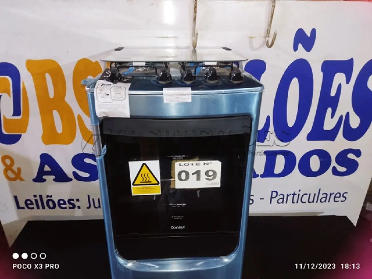 LOTE 019 - 01 - FOGÃO 4 BOCAS CONSUL ACENDIMENTO AUTOMÁTICO CF04NARUNA INOX (NO ESTADO, NÃO SABEMOS SE FUNCIONA. LEILÃO NÃO TEM GARANTIA E NEM DEVOLUÇÃO, SUJEITO A POSSÍVEIS AVARIAS VISÍVEIS/OCULTAS E/OU AUSÊNCIA DE COMPONENTES)