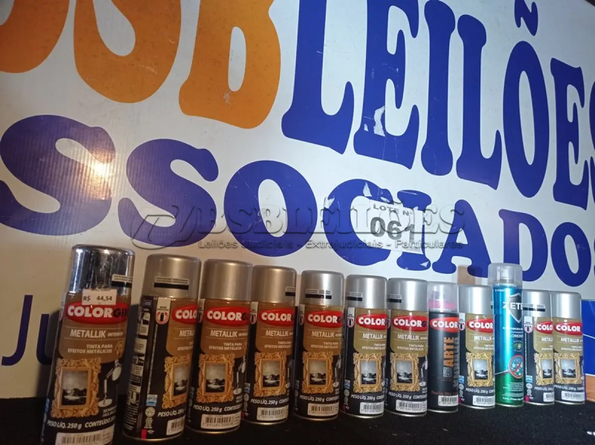LOTE 061 - 13 - SPRAY DIVERSOS (NO ESTADO, NÃO SABEMOS SE FUNCIONA. LEILÃO NÃO TEM GARANTIA E NEM DEVOLUÇÃO, SUJEITO A POSSÍVEIS AVARIAS VISÍVEIS/OCULTAS E/OU AUSÊNCIA DE COMPONENTES)