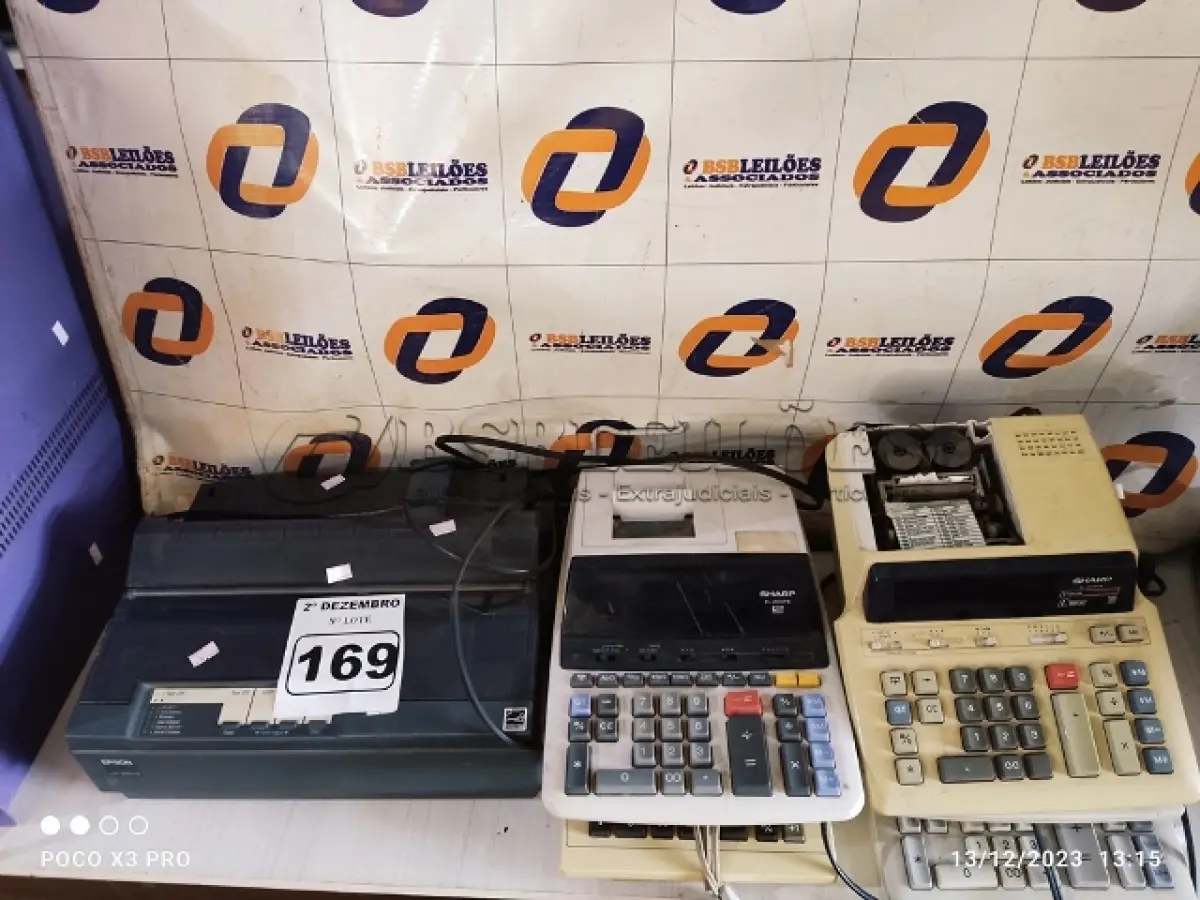 LOTE 169 - 01 IMPRESSORA MATRICIAL E 05 CALCULADORAS MARCAS E MODELOS DIVERSOS. (NO ESTADO) ATENÇÃO! FAZER A VISITAÇÃO ANTES DE ARREMATAR, NÃO SABEMOS SE FUNCIONA. LEILÃO NÃO TEM GARANTIA E NEM DEVOLUÇÃO, SUJEITO A POSSÍVEIS AVARIAS VISÍVEIS/OCULTAS E/OU AUSÊNCIA DE COMPONENTES.
