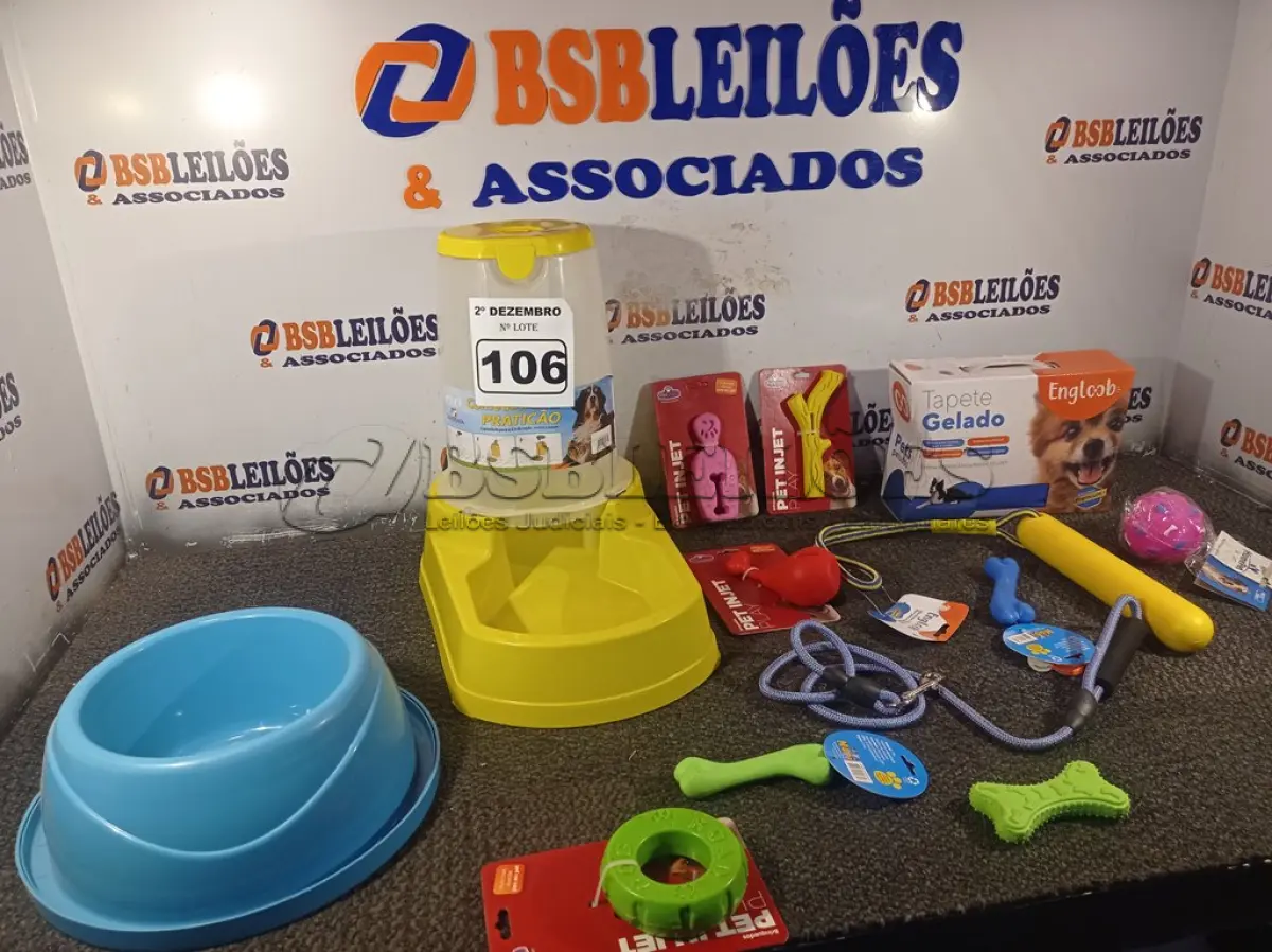 LOTE 106 - 01 LOTE COM VÁRIOS ACESSÓRIOS PARA PET’S. (NO ESTADO) ATENÇÃO! FAZER A VISITAÇÃO ANTES DE ARREMATAR, NÃO SABEMOS SE FUNCIONA. LEILÃO NÃO TEM GARANTIA E NEM DEVOLUÇÃO, SUJEITO A POSSÍVEIS AVARIAS VISÍVEIS/OCULTAS E/OU AUSÊNCIA DE COMPONENTES.