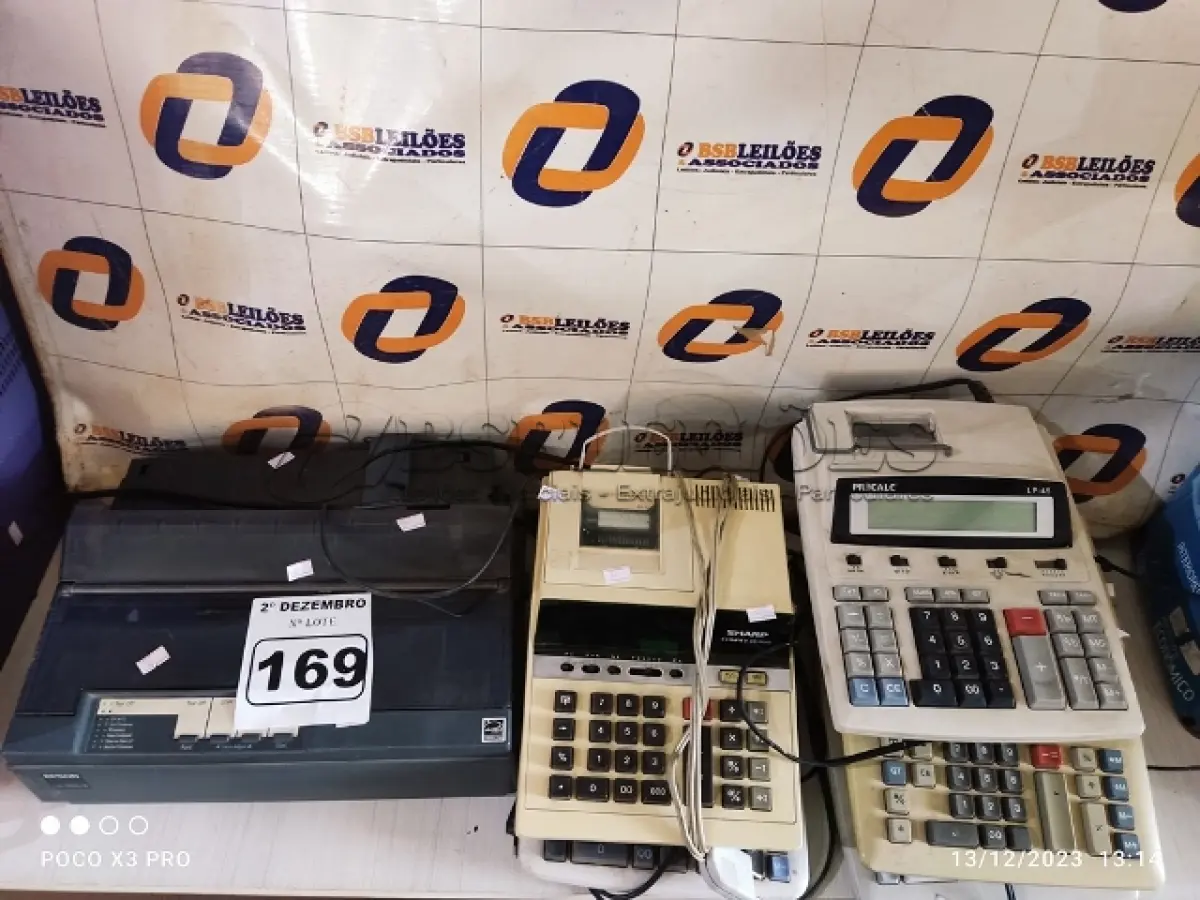 LOTE 169 - 01 IMPRESSORA MATRICIAL E 05 CALCULADORAS MARCAS E MODELOS DIVERSOS. (NO ESTADO) ATENÇÃO! FAZER A VISITAÇÃO ANTES DE ARREMATAR, NÃO SABEMOS SE FUNCIONA. LEILÃO NÃO TEM GARANTIA E NEM DEVOLUÇÃO, SUJEITO A POSSÍVEIS AVARIAS VISÍVEIS/OCULTAS E/OU AUSÊNCIA DE COMPONENTES.