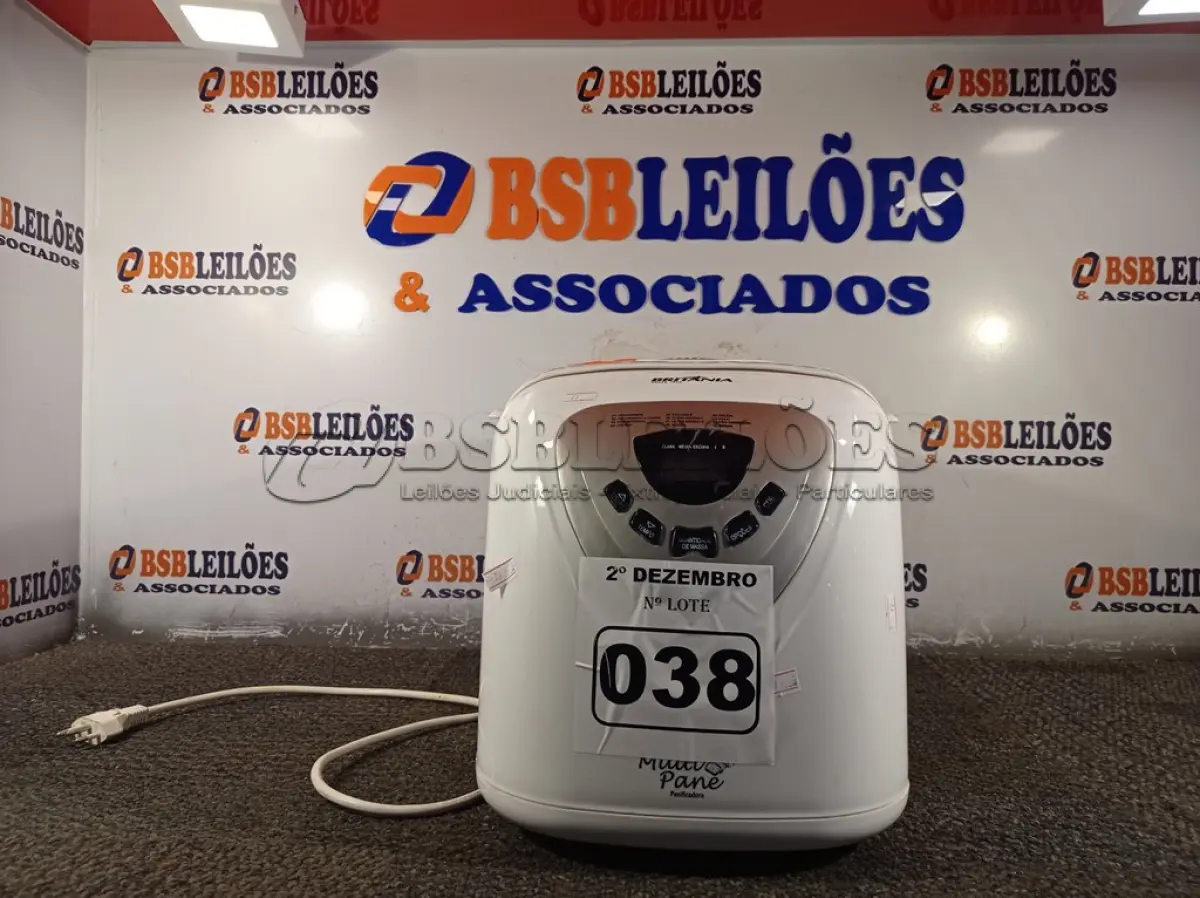 LOTE 038 - 01 PANIFICADORA MULTIPANE MARCA BRITANIA 220V. (NO ESTADO) ATENÇÃO! FAZER A VISITAÇÃO ANTES DE ARREMATAR, NÃO SABEMOS SE FUNCIONA. LEILÃO NÃO TEM GARANTIA E NEM DEVOLUÇÃO, SUJEITO A POSSÍVEIS AVARIAS VISÍVEIS/OCULTAS E/OU AUSÊNCIA DE COMPONENTES.