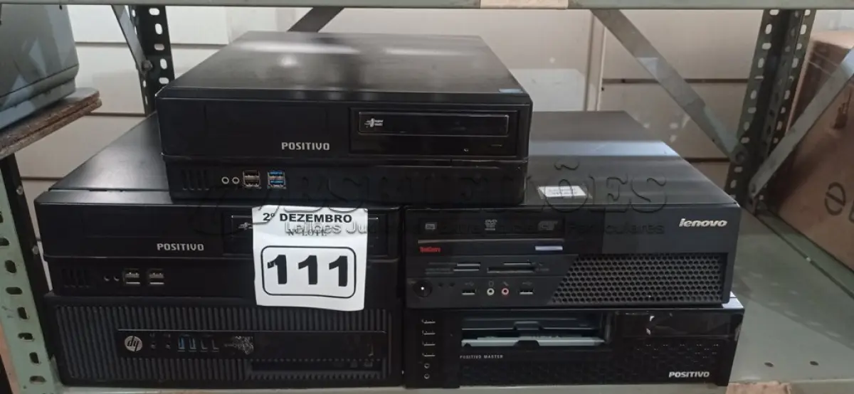 LOTE 111 - 05 CPU’S MARCAS E MODELOS DIVERSOS. (NO ESTADO) ATENÇÃO! FAZER A VISITAÇÃO ANTES DE ARREMATAR, NÃO SABEMOS SE FUNCIONA. LEILÃO NÃO TEM GARANTIA E NEM DEVOLUÇÃO, SUJEITO A POSSÍVEIS AVARIAS VISÍVEIS/OCULTAS E/OU AUSÊNCIA DE COMPONENTES.