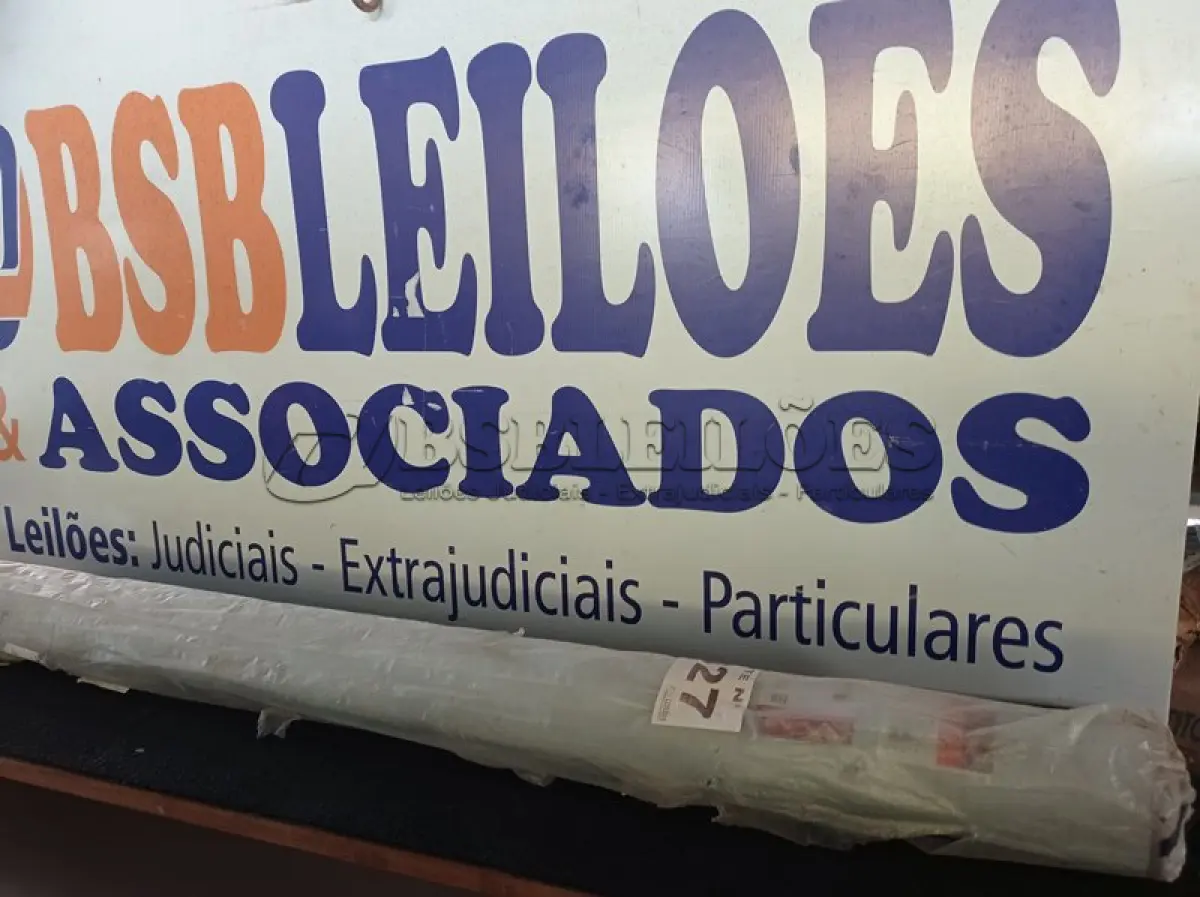 LOTE 027 - 01 - TAPETE 2,00X1,50 METROS (NO ESTADO, NÃO SABEMOS SE FUNCIONA. LEILÃO NÃO TEM GARANTIA E NEM DEVOLUÇÃO, SUJEITO A POSSÍVEIS AVARIAS VISÍVEIS/OCULTAS E/OU AUSÊNCIA DE COMPONENTES)