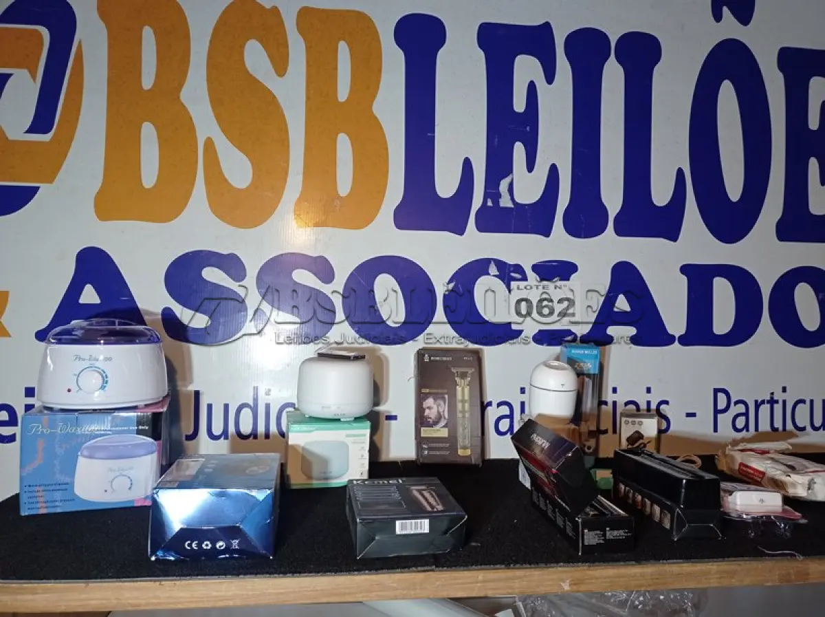 LOTE 062 - 13 – ITENS DIVERSOS (NO ESTADO, NÃO SABEMOS SE FUNCIONA. LEILÃO NÃO TEM GARANTIA E NEM DEVOLUÇÃO, SUJEITO A POSSÍVEIS AVARIAS VISÍVEIS/OCULTAS E/OU AUSÊNCIA DE COMPONENTES)