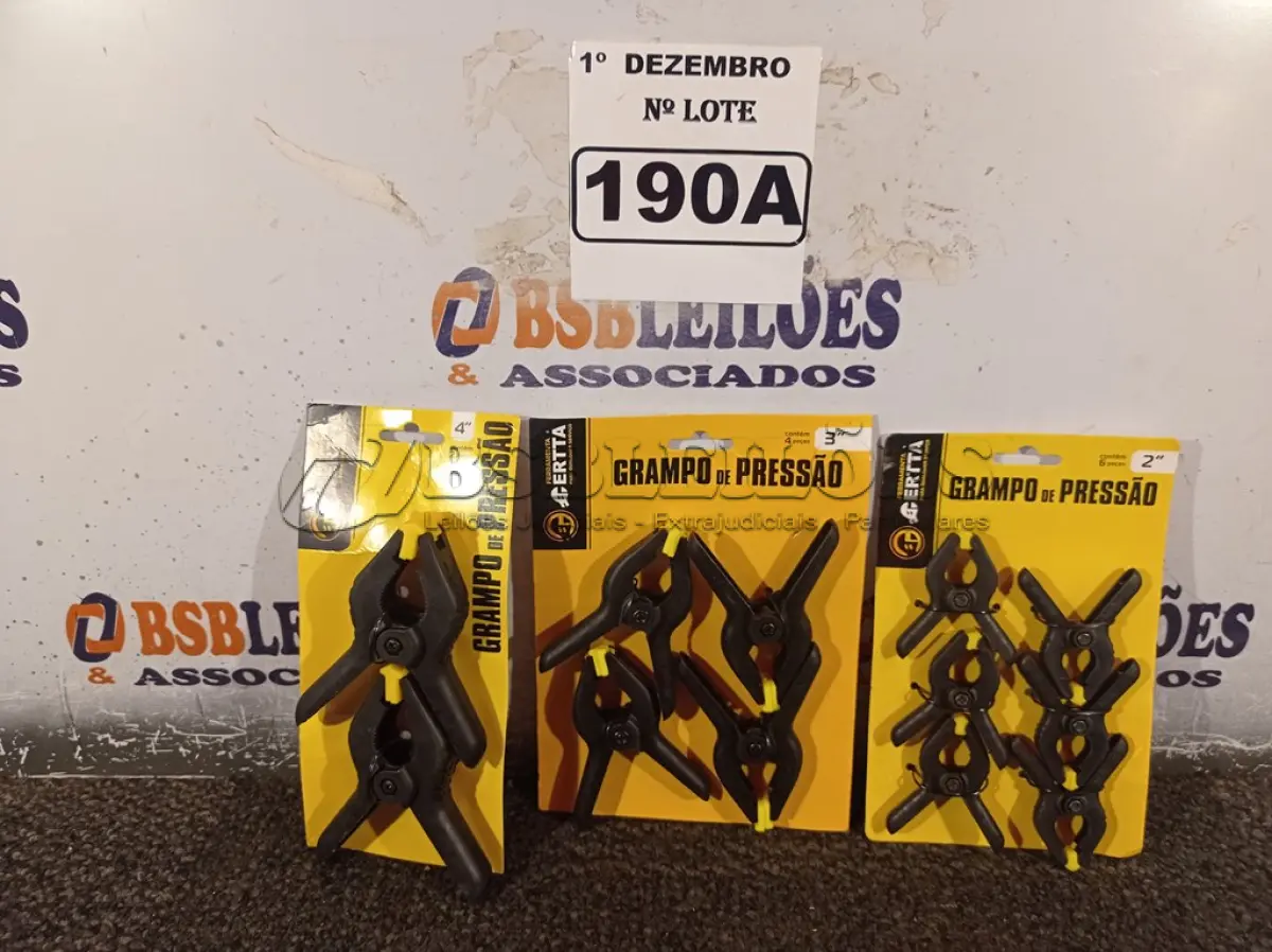 LOTE 190 - 03 KIT’S DE GRAMPOS DE PRESSÃO. (NO ESTADO) ATENÇÃO! FAZER A VISITAÇÃO ANTES DE ARREMATAR, NÃO SABEMOS SE FUNCIONA. LEILÃO NÃO TEM GARANTIA E NEM DEVOLUÇÃO, SUJEITO A POSSÍVEIS AVARIAS VISÍVEIS/OCULTAS E/OU AUSÊNCIA DE COMPONENTES.