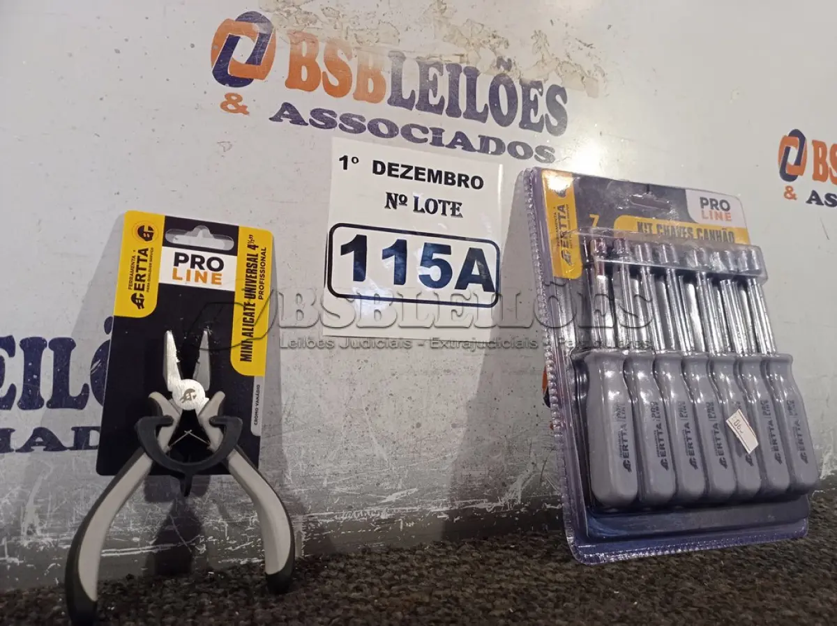 LOTE 115 - 01 KIT DE CHAVES CANHÃO E 01 MINI ALICATE UNIVERSAL 4”. (NO ESTADO) ATENÇÃO! FAZER A VISITAÇÃO ANTES DE ARREMATAR, NÃO SABEMOS SE FUNCIONA. LEILÃO NÃO TEM GARANTIA E NEM DEVOLUÇÃO, SUJEITO A POSSÍVEIS AVARIAS VISÍVEIS/OCULTAS E/OU AUSÊNCIA DE COMPONENTES.