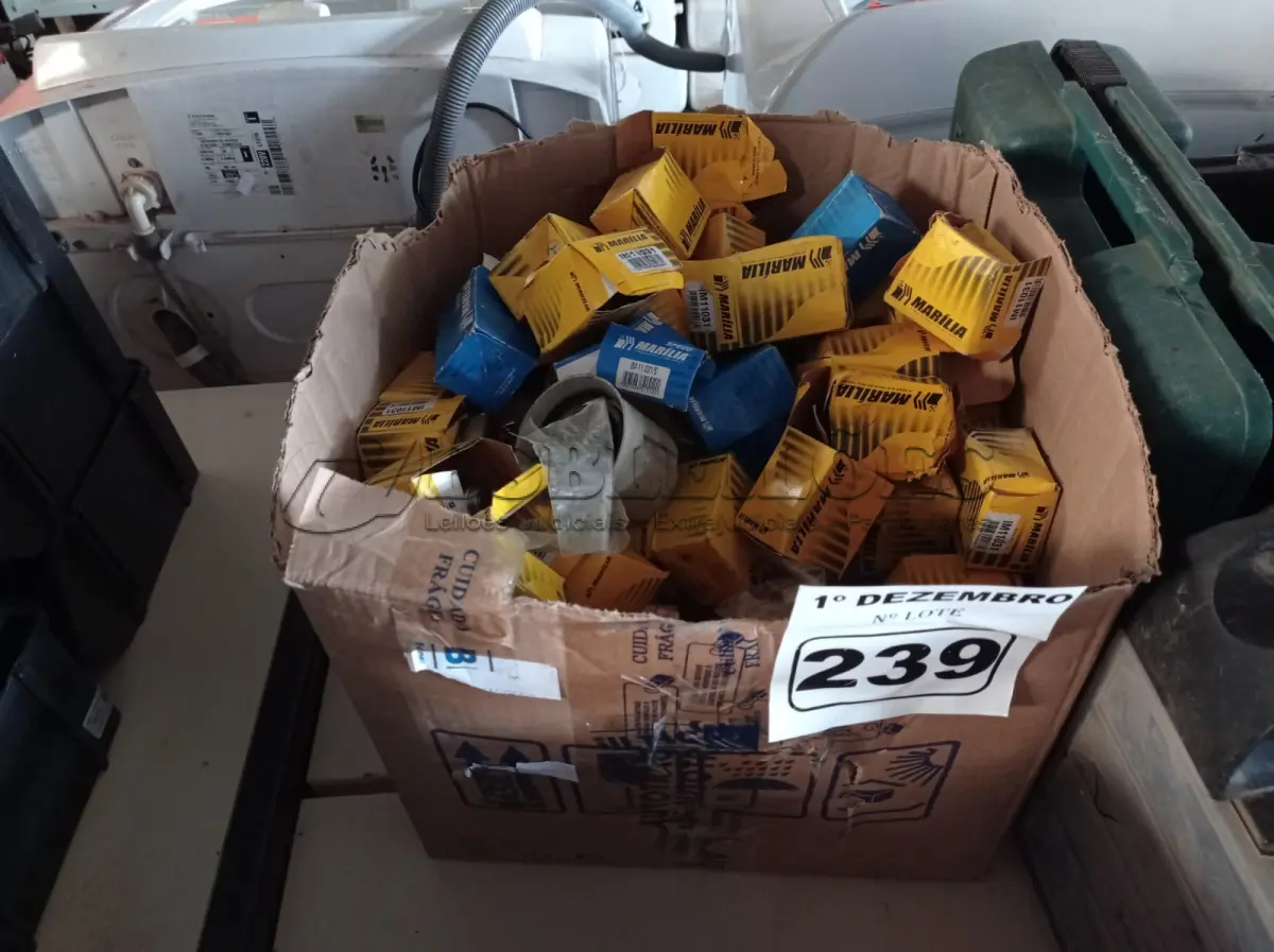LOTE 239 - 01 LOTE COM VÁRIAS INTERRUPTORES DE PARTIDAS (NO ESTADO) ATENÇÃO! FAZER A VISITAÇÃO ANTES DE ARREMATAR, NÃO SABEMOS SE FUNCIONA. LEILÃO NÃO TEM GARANTIA E NEM DEVOLUÇÃO, SUJEITO A POSSÍVEIS AVARIAS VISÍVEIS/OCULTAS E/OU AUSÊNCIA DE COMPONENTES.