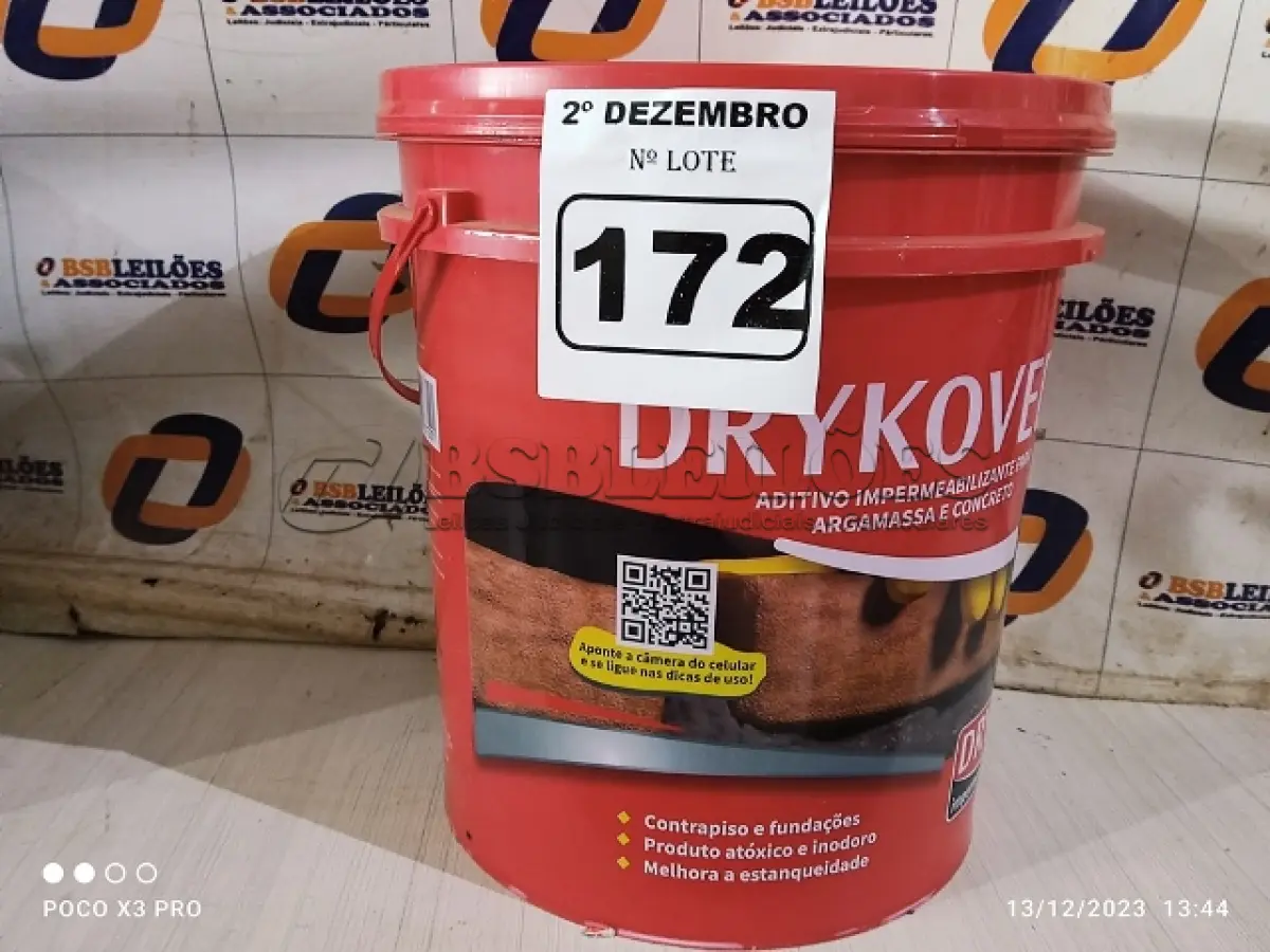 LOTE 172 - 01 BALDE DE DRYKOVEDA, ADITIVO IMPERMEABILIZANTE PARA ARGAMASSA E CONCRETO 18L. (NO ESTADO) ATENÇÃO! FAZER A VISITAÇÃO ANTES DE ARREMATAR, NÃO SABEMOS SE FUNCIONA. LEILÃO NÃO TEM GARANTIA E NEM DEVOLUÇÃO, SUJEITO A POSSÍVEIS AVARIAS VISÍVEIS/OCULTAS E/OU AUSÊNCIA DE COMPONENTES.