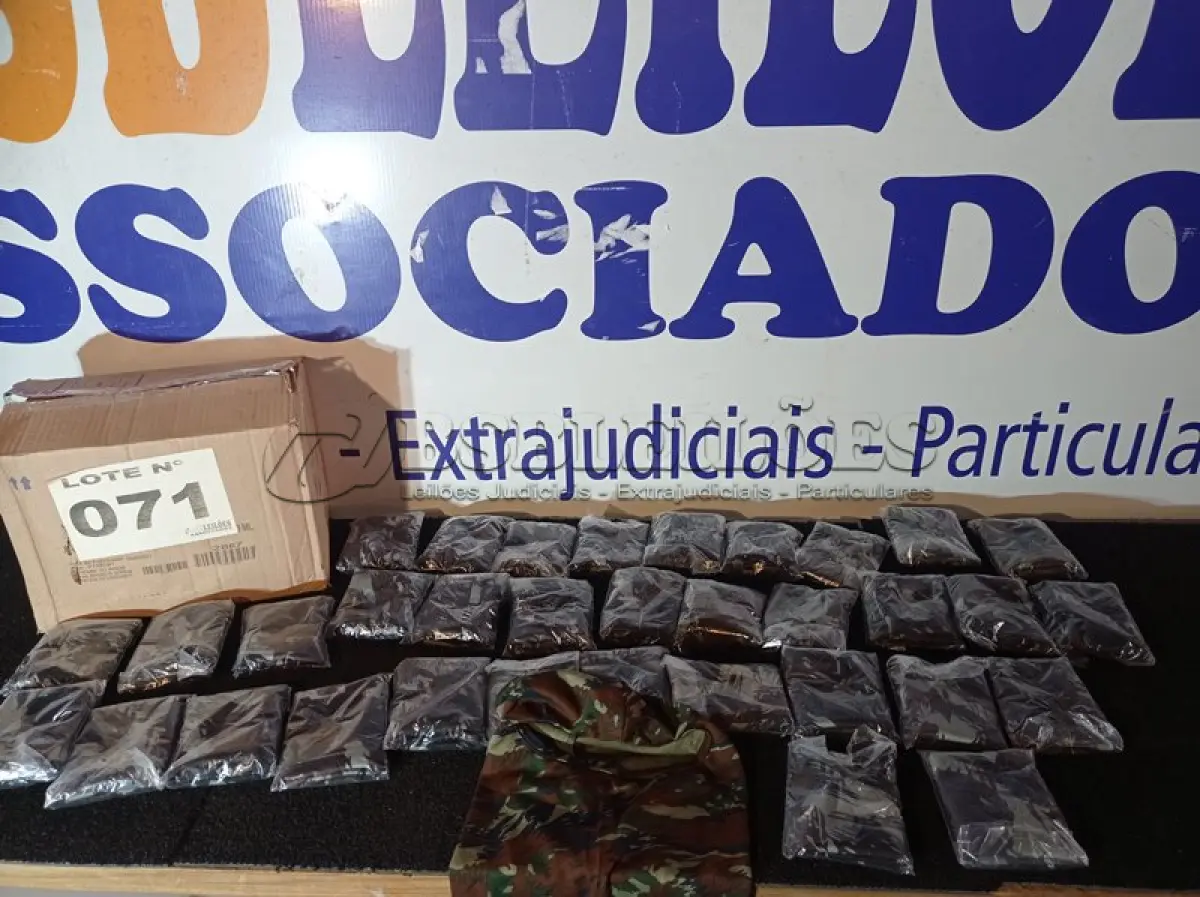 LOTE 071 - 35 - TOUCAS NINJA(APROXIMADAMENTE) (NO ESTADO, NÃO SABEMOS SE FUNCIONA. LEILÃO NÃO TEM GARANTIA E NEM DEVOLUÇÃO, SUJEITO A POSSÍVEIS AVARIAS VISÍVEIS/OCULTAS E/OU AUSÊNCIA DE COMPONENTES)