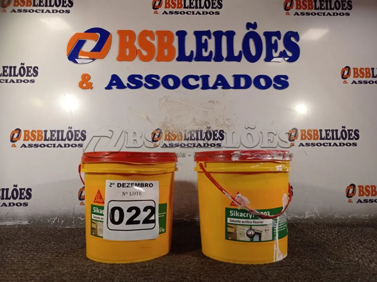 LOTE 022 - 02 BALDES DE SIKACRYL 203, SELANTE ACRÍLICO FLEXÍVEL 5KG. (NO ESTADO) ATENÇÃO! FAZER A VISITAÇÃO ANTES DE ARREMATAR, NÃO SABEMOS SE FUNCIONA. LEILÃO NÃO TEM GARANTIA E NEM DEVOLUÇÃO, SUJEITO A POSSÍVEIS AVARIAS VISÍVEIS/OCULTAS E/OU AUSÊNCIA DE COMPONENTES.