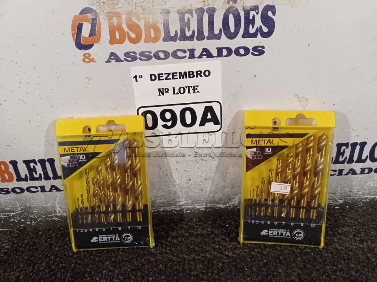 LOTE 090 - 02 KITS DE BROCAS. (NO ESTADO) ATENÇÃO! FAZER A VISITAÇÃO ANTES DE ARREMATAR, NÃO SABEMOS SE FUNCIONA. LEILÃO NÃO TEM GARANTIA E NEM DEVOLUÇÃO, SUJEITO A POSSÍVEIS AVARIAS VISÍVEIS/OCULTAS E/OU AUSÊNCIA DE COMPONENTES.