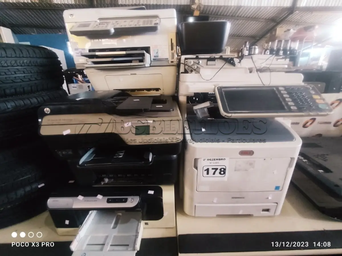 LOTE 178 - 10 IMPRESSORAS SENDO 01 MULTIFUNCIONAL MARCA OKI MPS 5502MB. (NO ESTADO) ATENÇÃO! FAZER A VISITAÇÃO ANTES DE ARREMATAR, NÃO SABEMOS SE FUNCIONA. LEILÃO NÃO TEM GARANTIA E NEM DEVOLUÇÃO, SUJEITO A POSSÍVEIS AVARIAS VISÍVEIS/OCULTAS E/OU AUSÊNCIA DE COMPONENTES.