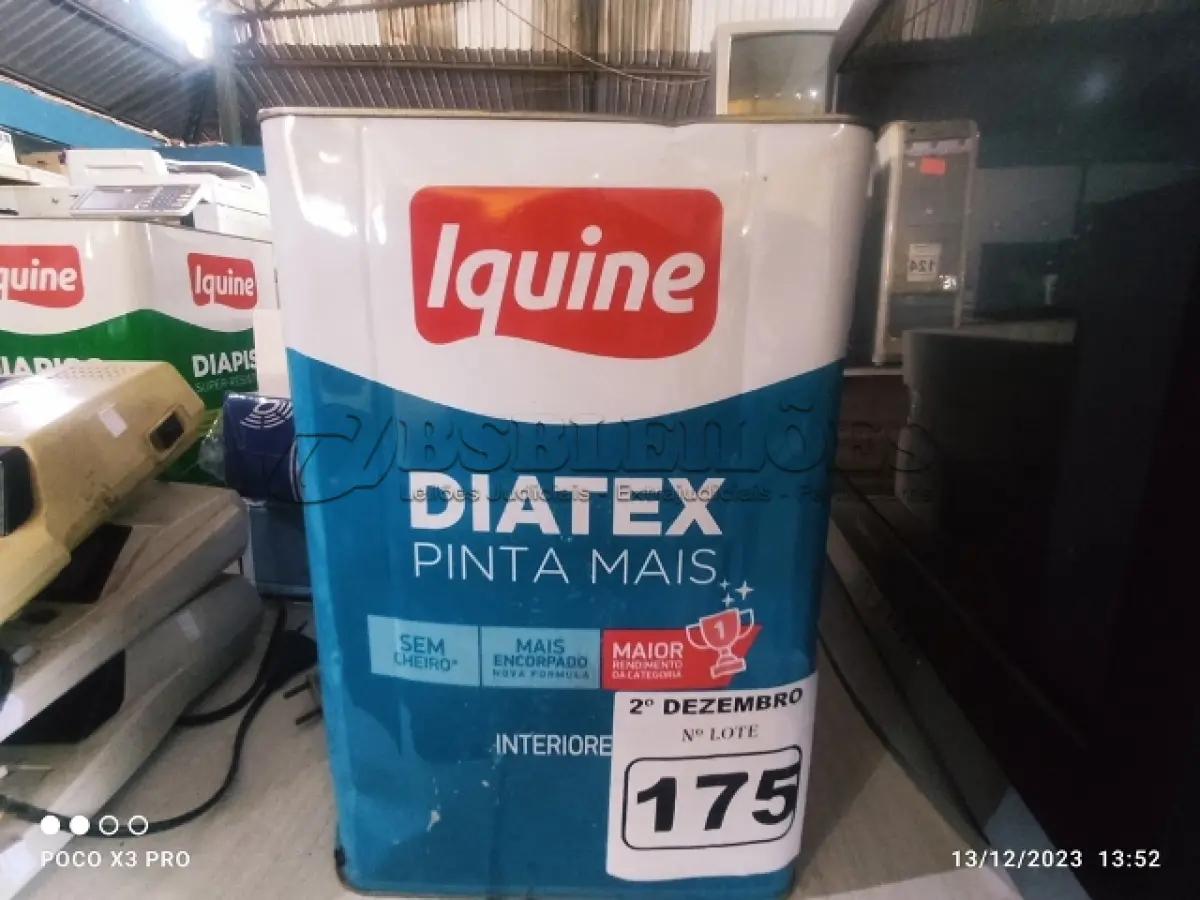 LOTE 175 - 01 LATA DE TINTA IQUINE DIATEX PINTA MAIS 18L FOSCO BASE “P”. (NO ESTADO) ATENÇÃO! FAZER A VISITAÇÃO ANTES DE ARREMATAR, NÃO SABEMOS SE FUNCIONA. LEILÃO NÃO TEM GARANTIA E NEM DEVOLUÇÃO, SUJEITO A POSSÍVEIS AVARIAS VISÍVEIS/OCULTAS E/OU AUSÊNCIA DE COMPONENTES.
