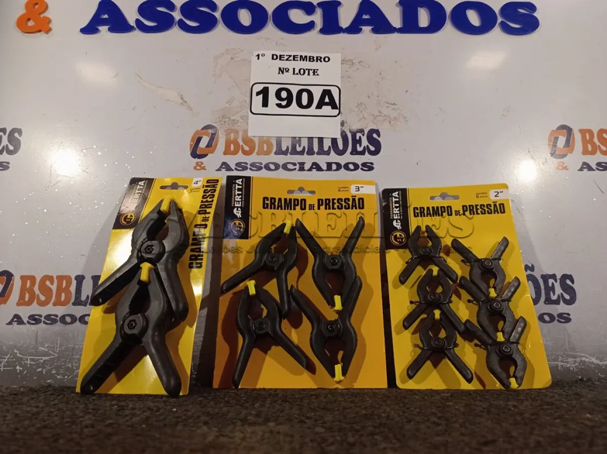 LOTE 190 - 03 KIT’S DE GRAMPOS DE PRESSÃO. (NO ESTADO) ATENÇÃO! FAZER A VISITAÇÃO ANTES DE ARREMATAR, NÃO SABEMOS SE FUNCIONA. LEILÃO NÃO TEM GARANTIA E NEM DEVOLUÇÃO, SUJEITO A POSSÍVEIS AVARIAS VISÍVEIS/OCULTAS E/OU AUSÊNCIA DE COMPONENTES.
