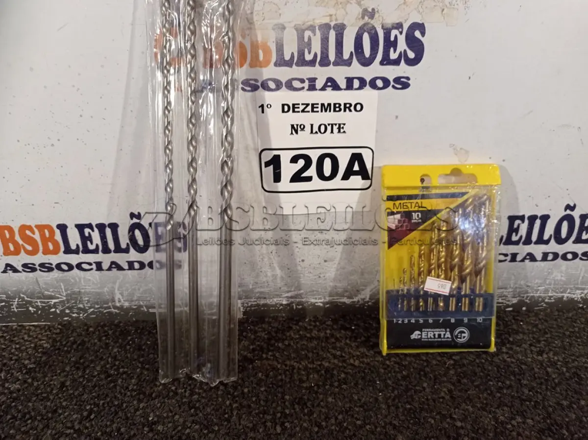 LOTE 120 - 02 KIT’S DE BROCAS. (NO ESTADO) ATENÇÃO! FAZER A VISITAÇÃO ANTES DE ARREMATAR, NÃO SABEMOS SE FUNCIONA. LEILÃO NÃO TEM GARANTIA E NEM DEVOLUÇÃO, SUJEITO A POSSÍVEIS AVARIAS VISÍVEIS/OCULTAS E/OU AUSÊNCIA DE COMPONENTES.