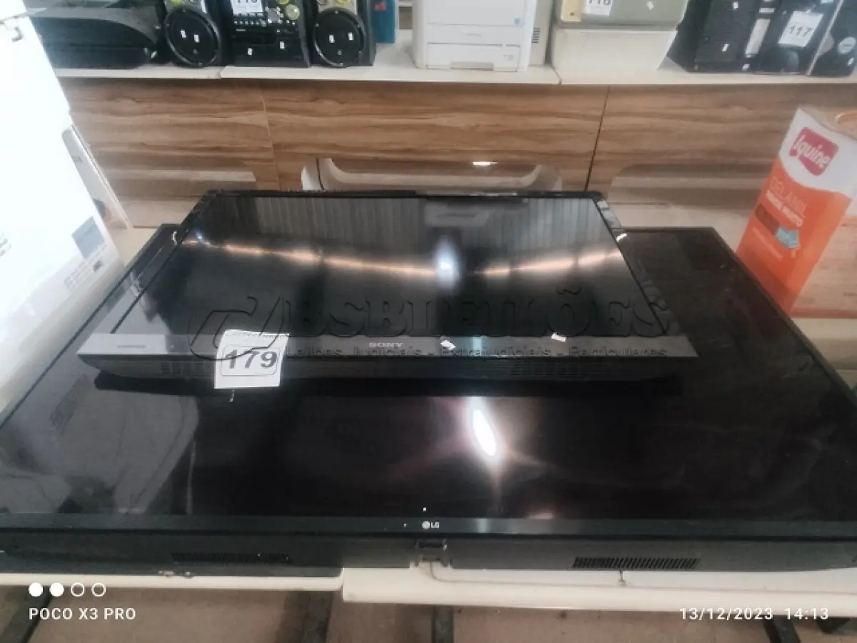 LOTE 179 - 02 TV’S MARCAS E MODELOS DIVERSOS PARA RETIRADA DE PEÇAS. (NO ESTADO) ATENÇÃO! FAZER A VISITAÇÃO ANTES DE ARREMATAR, NÃO SABEMOS SE FUNCIONA. LEILÃO NÃO TEM GARANTIA E NEM DEVOLUÇÃO, SUJEITO A POSSÍVEIS AVARIAS VISÍVEIS/OCULTAS E/OU AUSÊNCIA DE COMPONENTES.