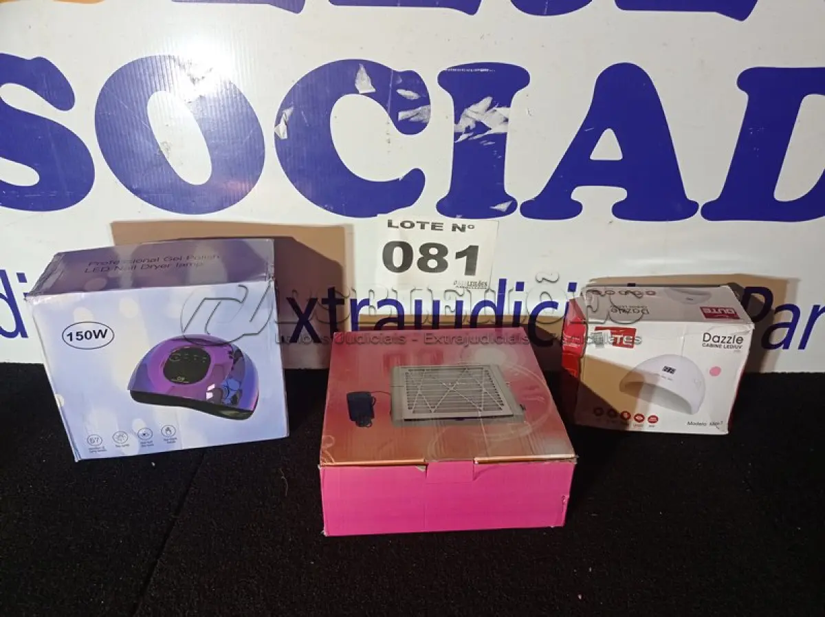 LOTE 081 - 03 – UTENSÍLIOS PARA MANICURE (NO ESTADO, NÃO SABEMOS SE FUNCIONA. LEILÃO NÃO TEM GARANTIA E NEM DEVOLUÇÃO, SUJEITO A POSSÍVEIS AVARIAS VISÍVEIS/OCULTAS E/OU AUSÊNCIA DE COMPONENTES)
