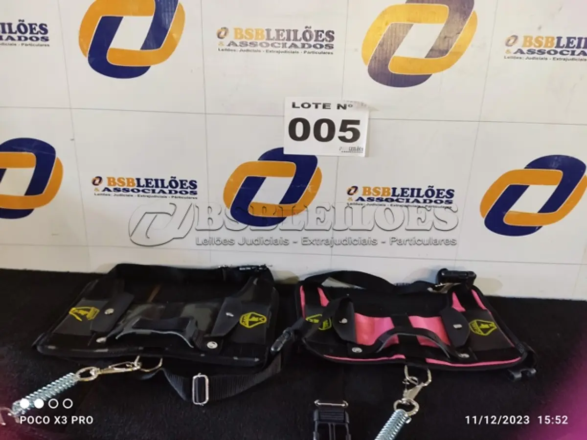 LOTE 005 - 05 - COLEIRAS PEITORAL CACHORRO (NO ESTADO, NÃO SABEMOS SE FUNCIONA. LEILÃO NÃO TEM GARANTIA E NEM DEVOLUÇÃO, SUJEITO A POSSÍVEIS AVARIAS VISÍVEIS/OCULTAS E/OU AUSÊNCIA DE COMPONENTES)