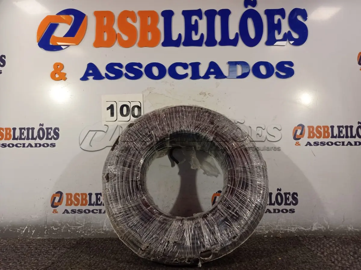 LOTE 100 - 01 ROLO DE CABO FLEXÍVEL 100M 1X10MM COR PRETA STAR BRAZIL COM SELO INMETRO. (NOVO). (NO ESTADO, NÃO SABEMOS SE FUNCIONA. LEILÃO NÃO TEM GARANTIA E NEM DEVOLUÇÃO).